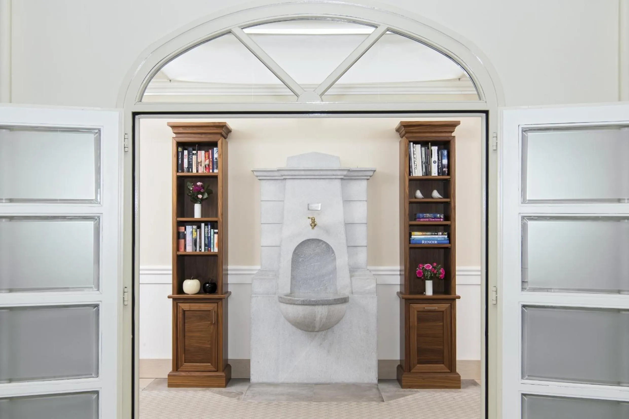 Library in Hotel Karnerhof