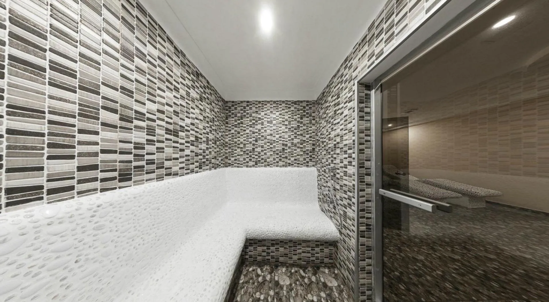 Property building in Hotel Gino Wellness Mtskheta