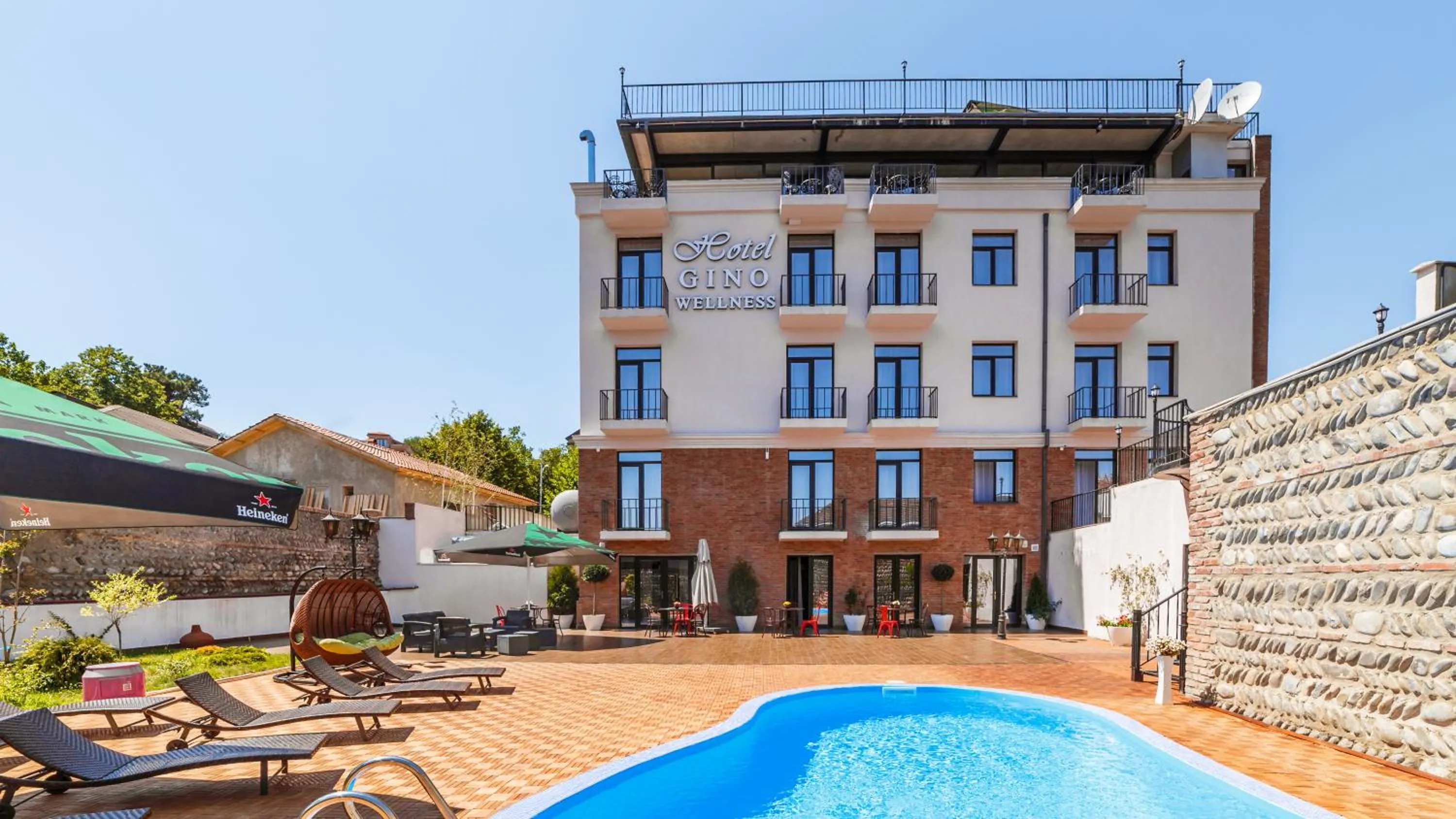 Property building in Hotel Gino Wellness Mtskheta