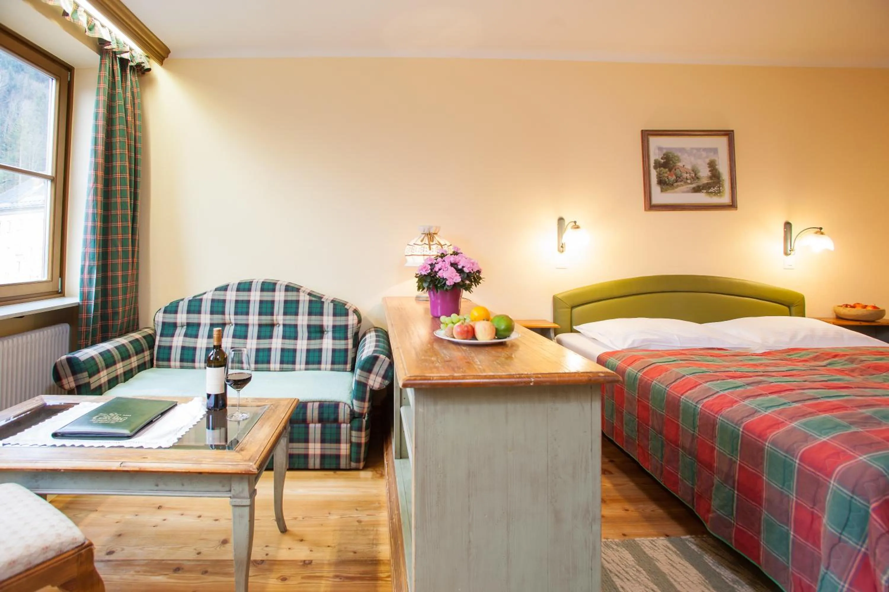 Bedroom, Bed in Hotel St. Georg