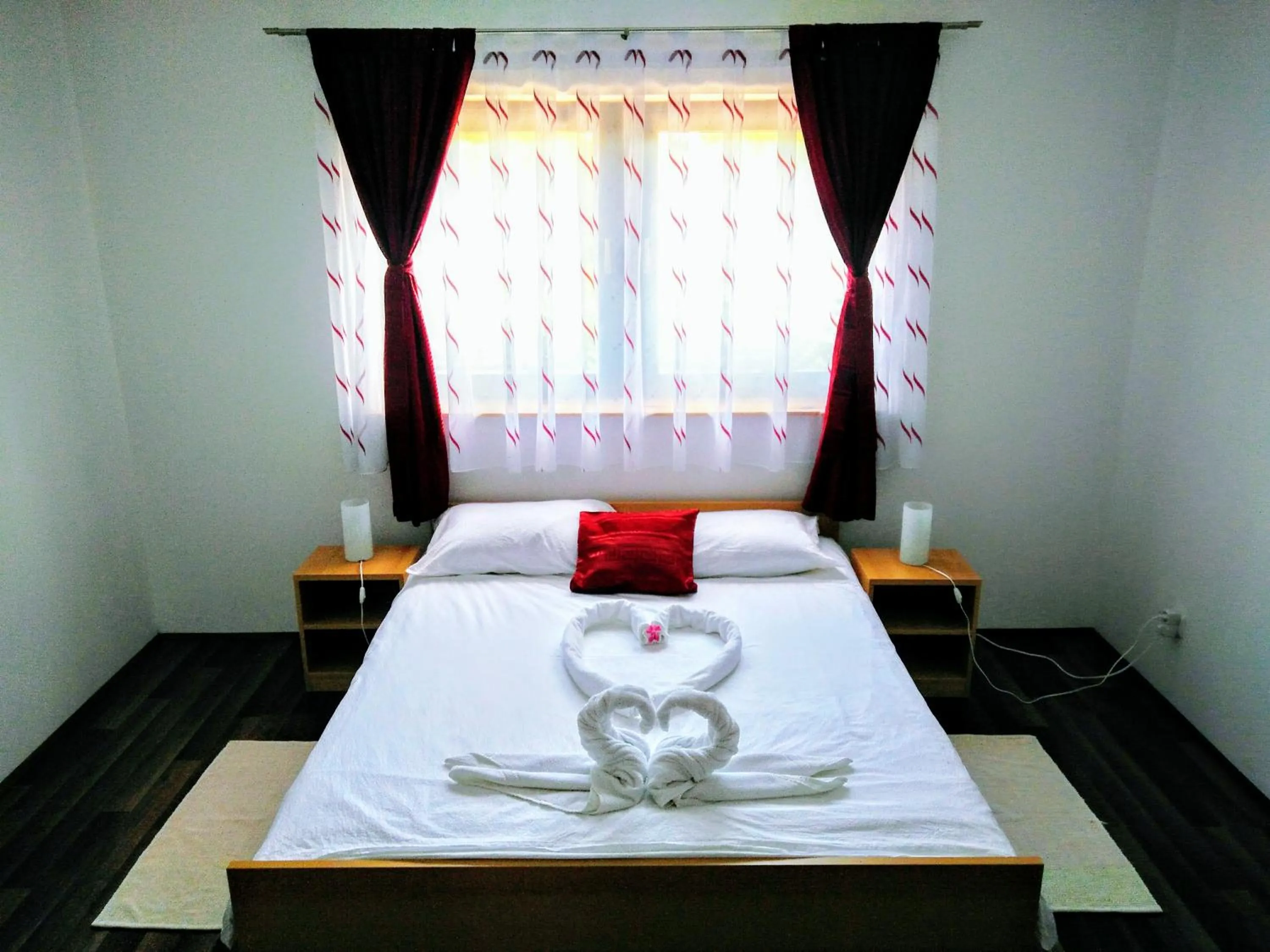 TV and multimedia, Bed in House Naomi