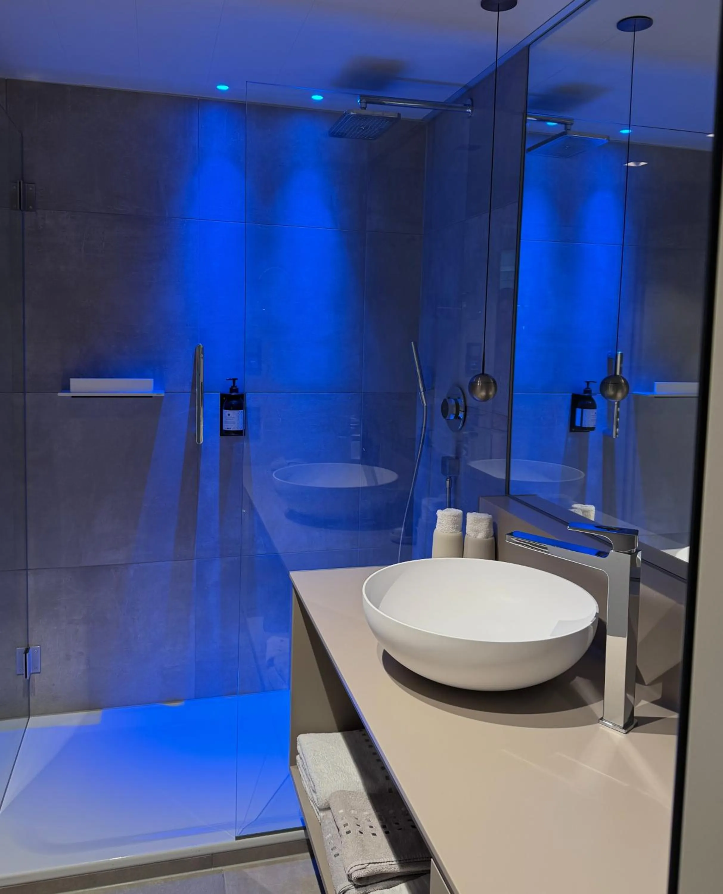 Bathroom in hirschen dornbirn - das boutiquestyle hotel - skyrelax & wellness im rooftop