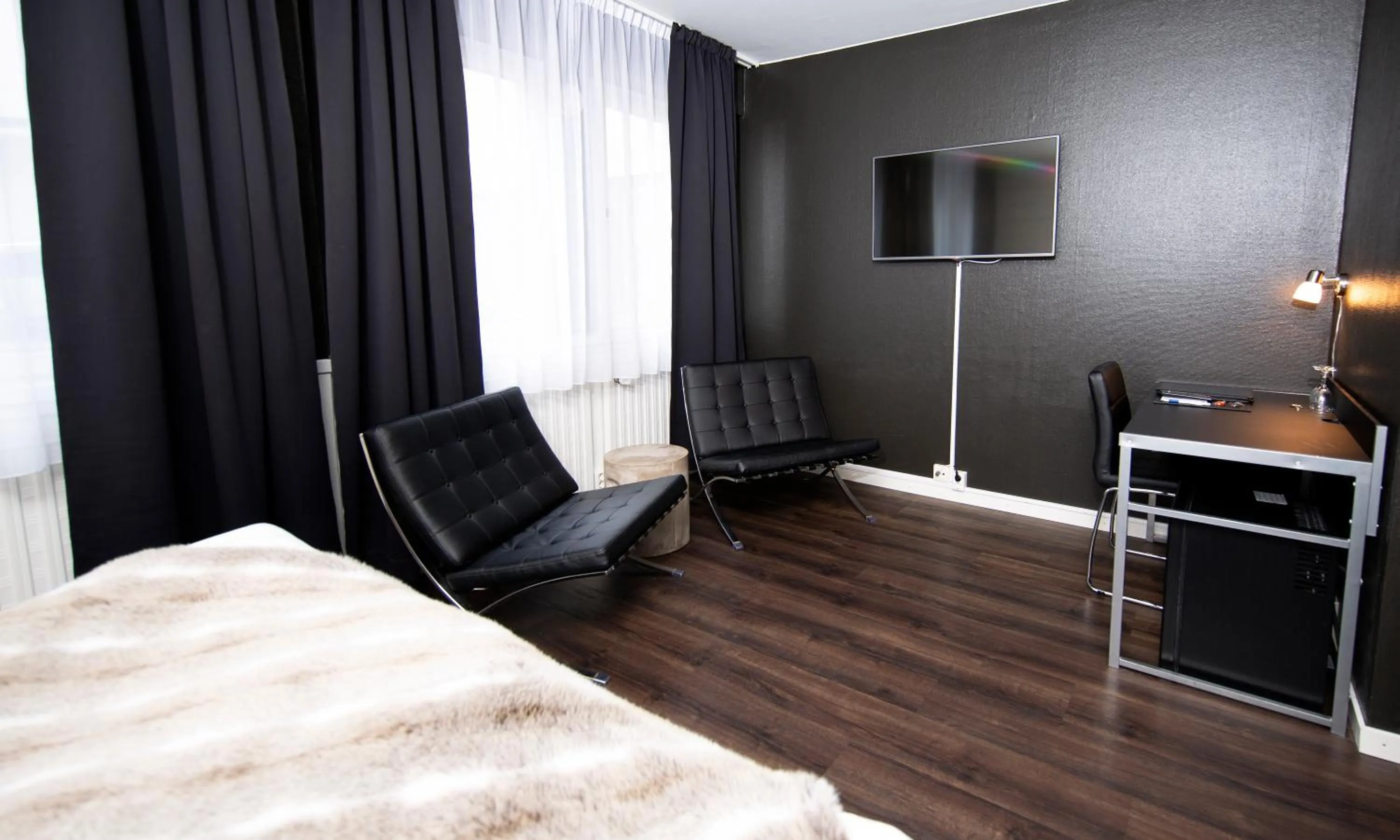 Seating area, Bed in Sure Hotel by Best Western Algen