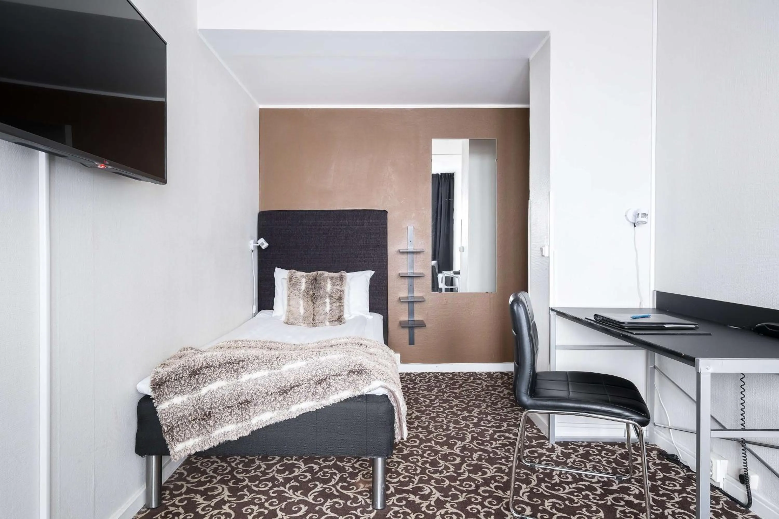 Bedroom, Bed in Sure Hotel by Best Western Algen