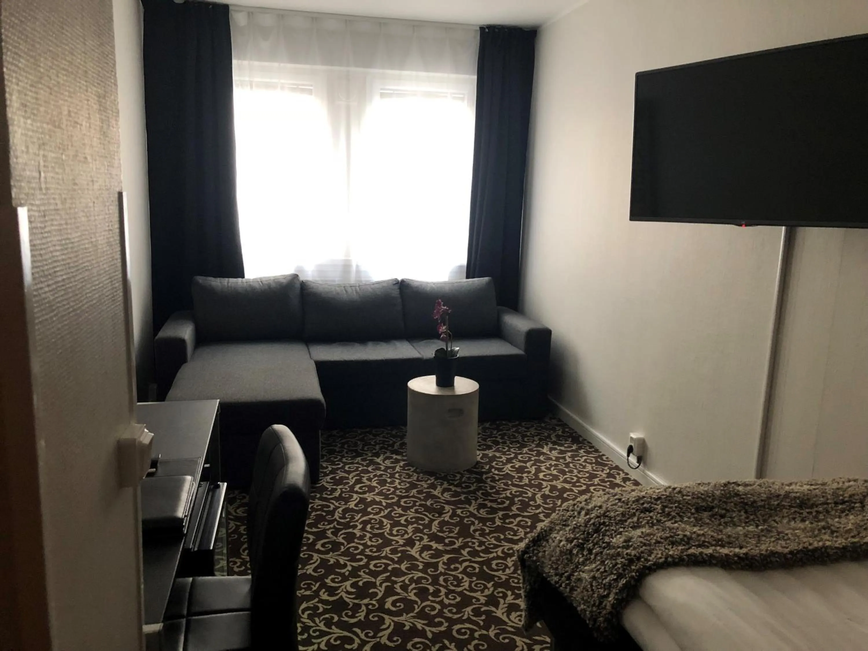 Bedroom, Bed in Sure Hotel by Best Western Algen