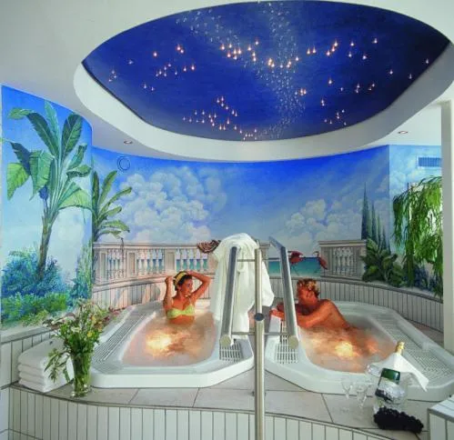 Guests in Sporthotel Krone