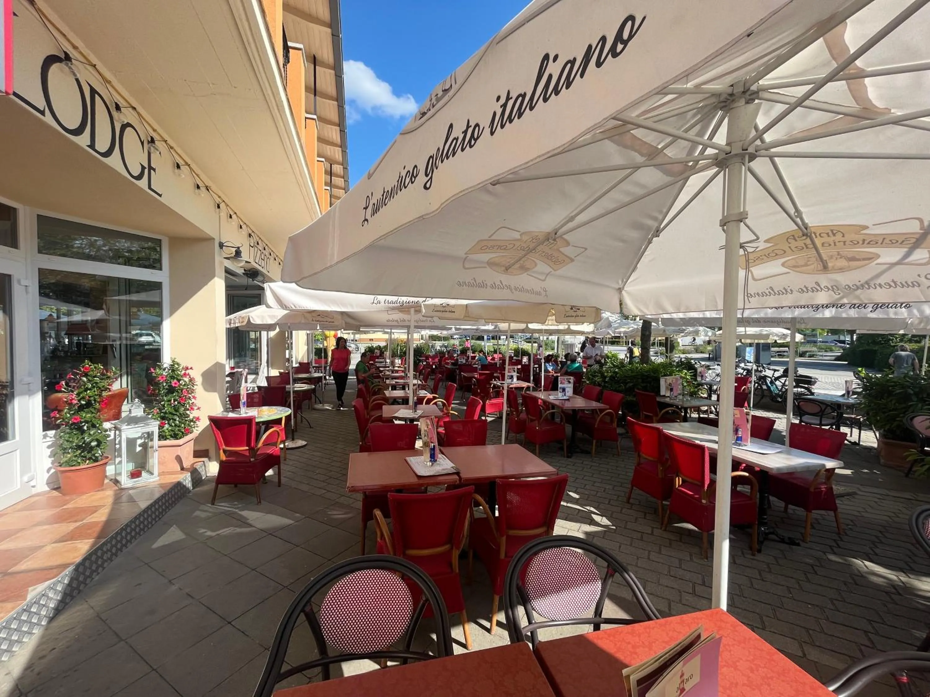 Restaurant/places to eat in Hotel Al Faro Lodge am See