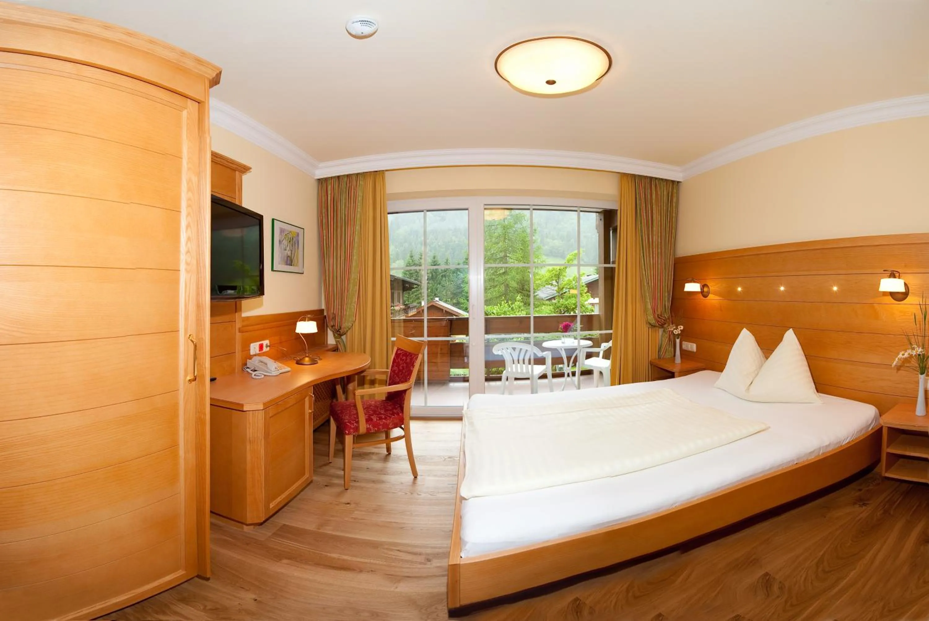 Bed in Hotel Guggenberger