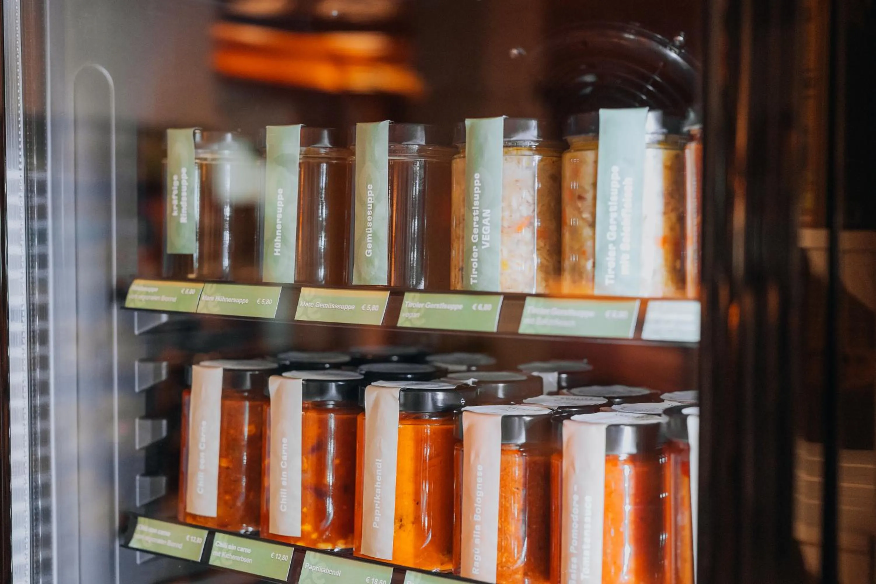 Restaurant/places to eat in Wellness Aparthotel "Lechlife" incl Pool - 400m zum LIFT