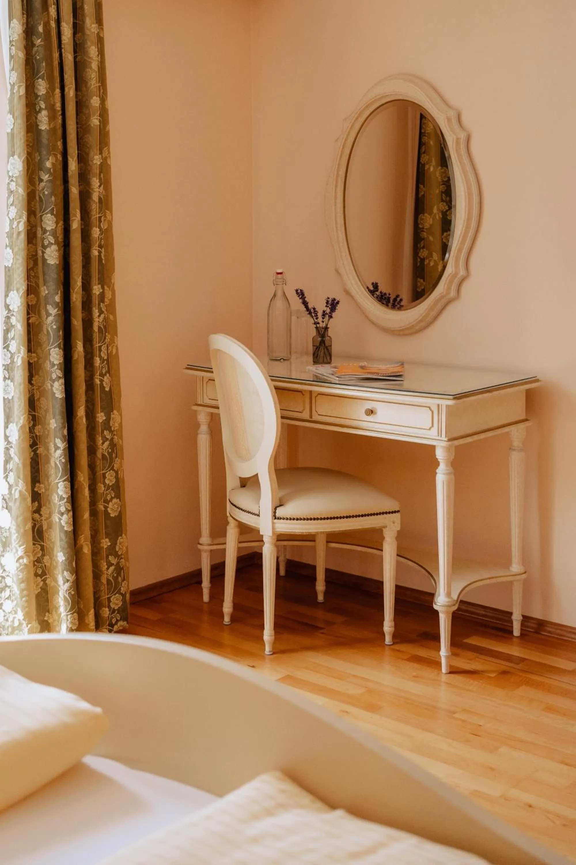 Bed in Schlössl Hotel Kindl