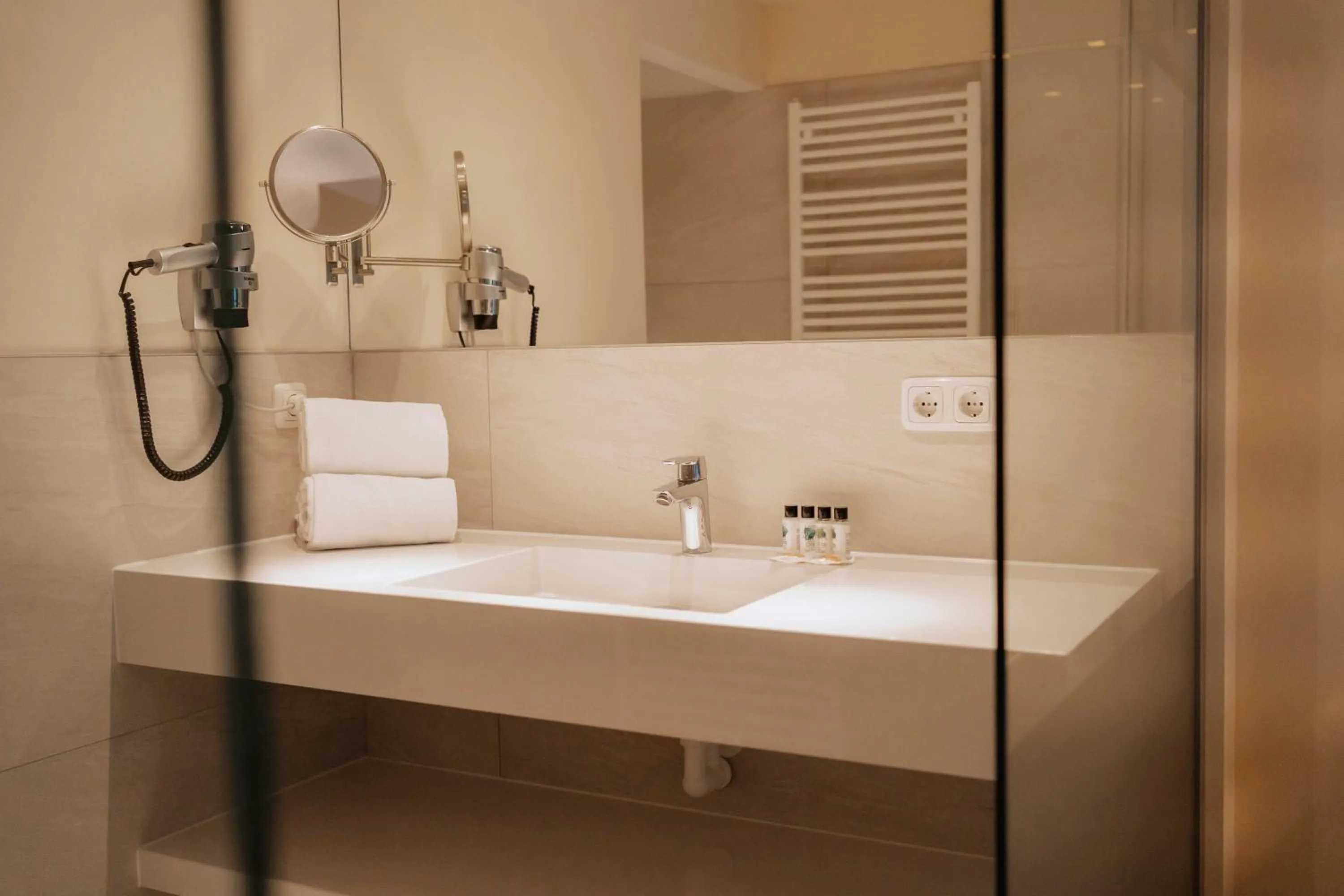 Bathroom in Schlössl Hotel Kindl