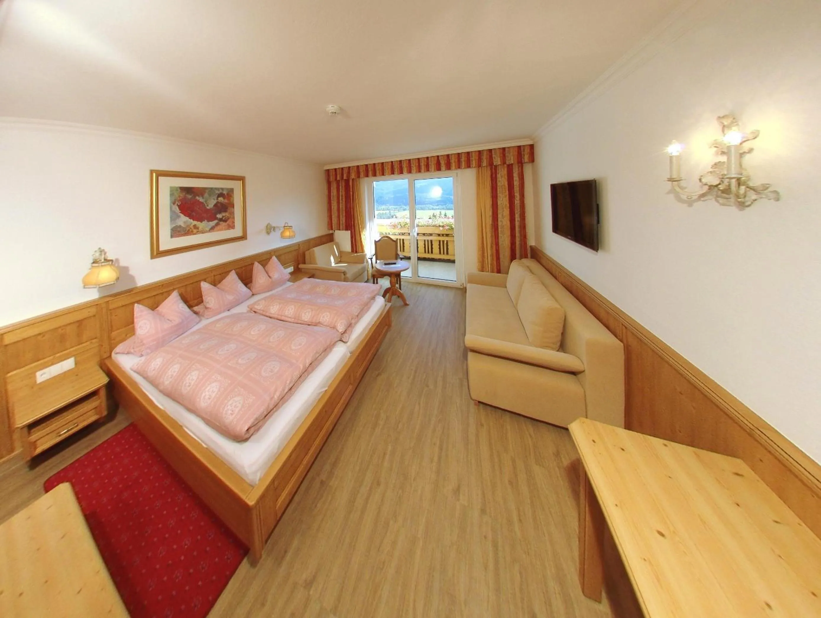 Bed in Hotel Glocknerhof