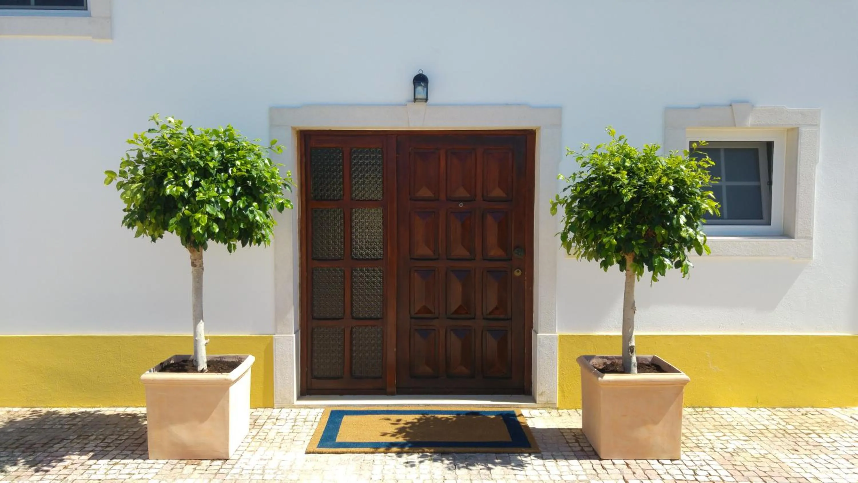 Facade/entrance in B&B Entrecolinas
