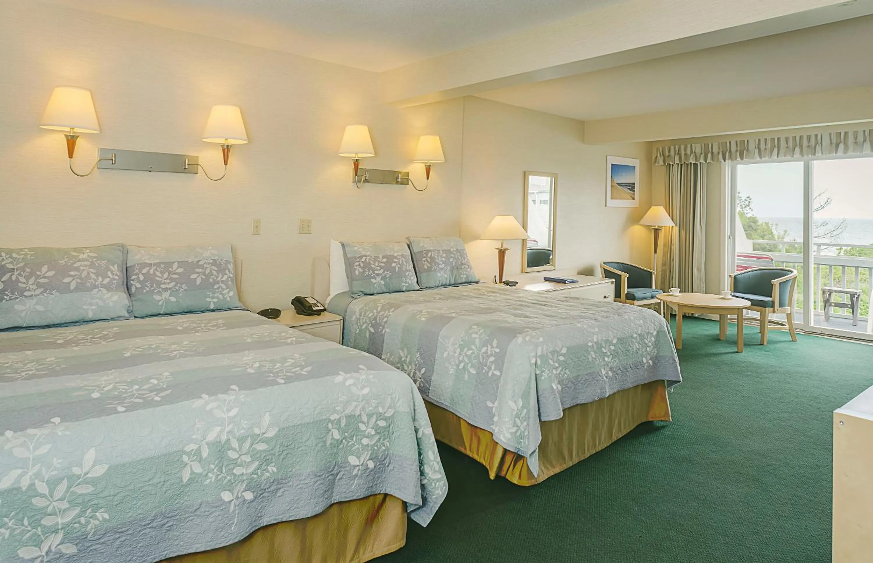 Bed in Surfcomber On The Ocean