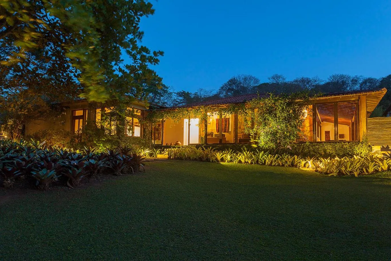 Property building in Capim do Mato Pousada & Spa by L'Occitane