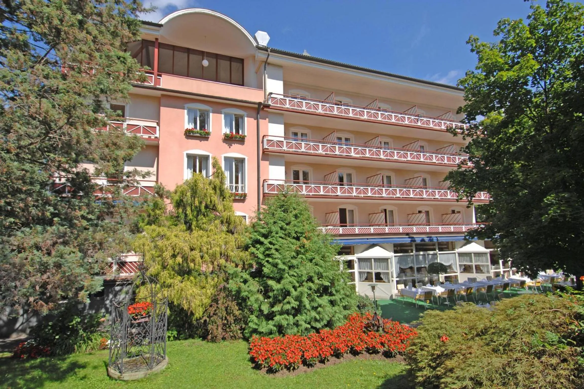 Facade/entrance in Dermuth Hotels – Hotel Sonnengrund