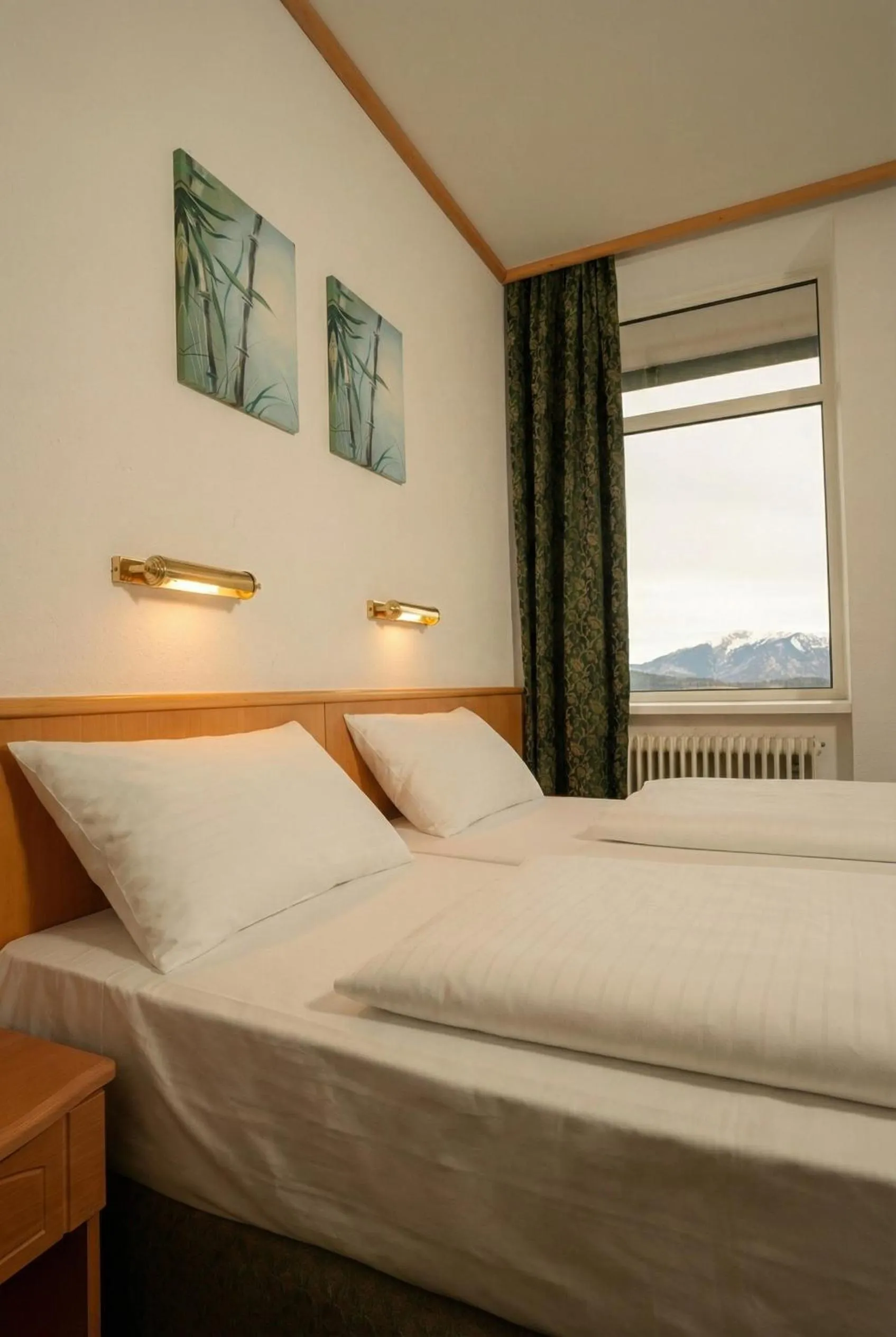 View (from property/room), Bed in Sporthotel am Semmering