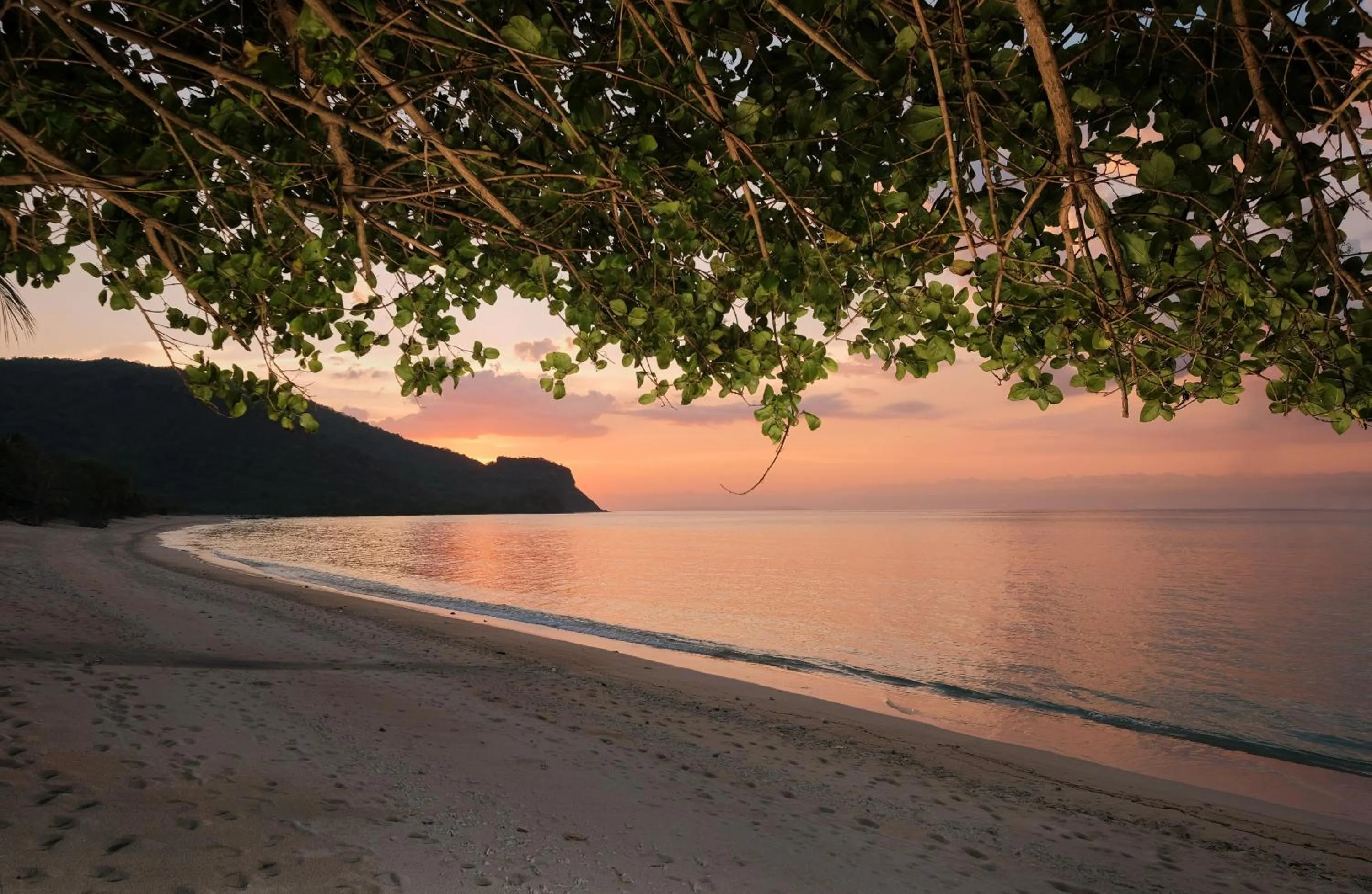 Sunset in Myamo Beach Lodge