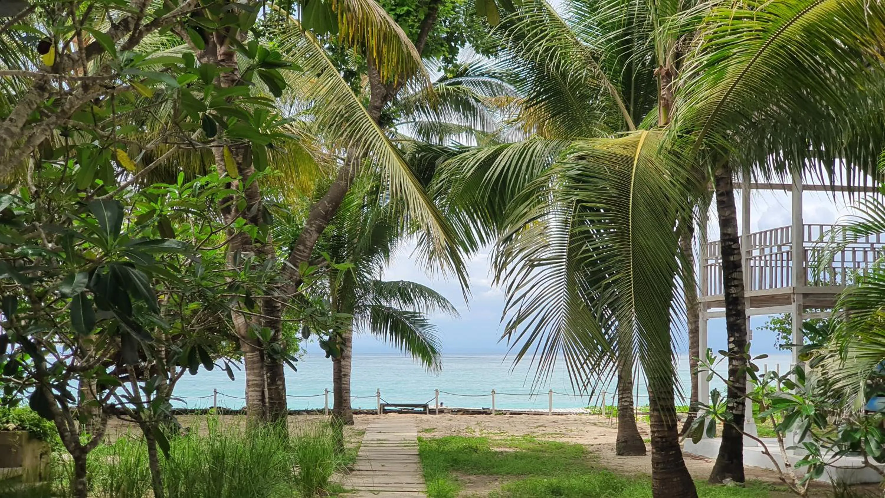Garden in Myamo Beach Lodge