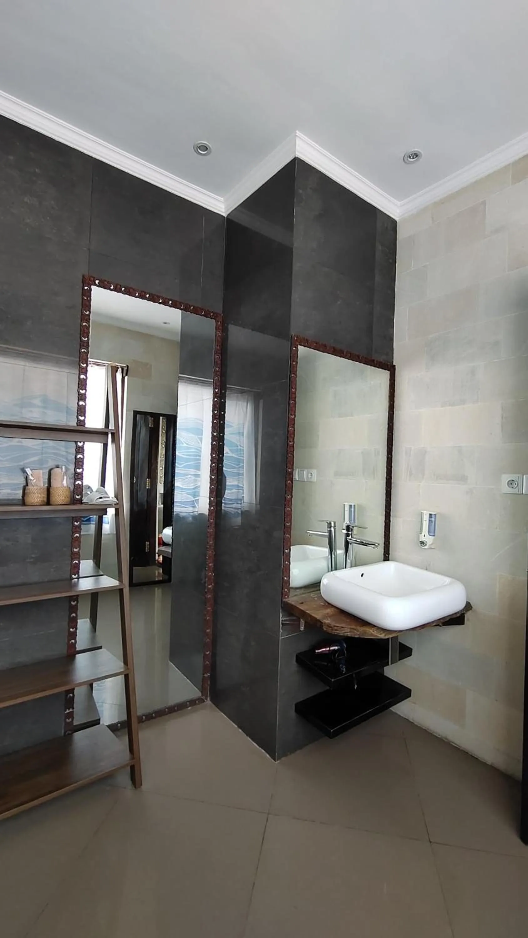 Shower in Villa Umbrella Lombok