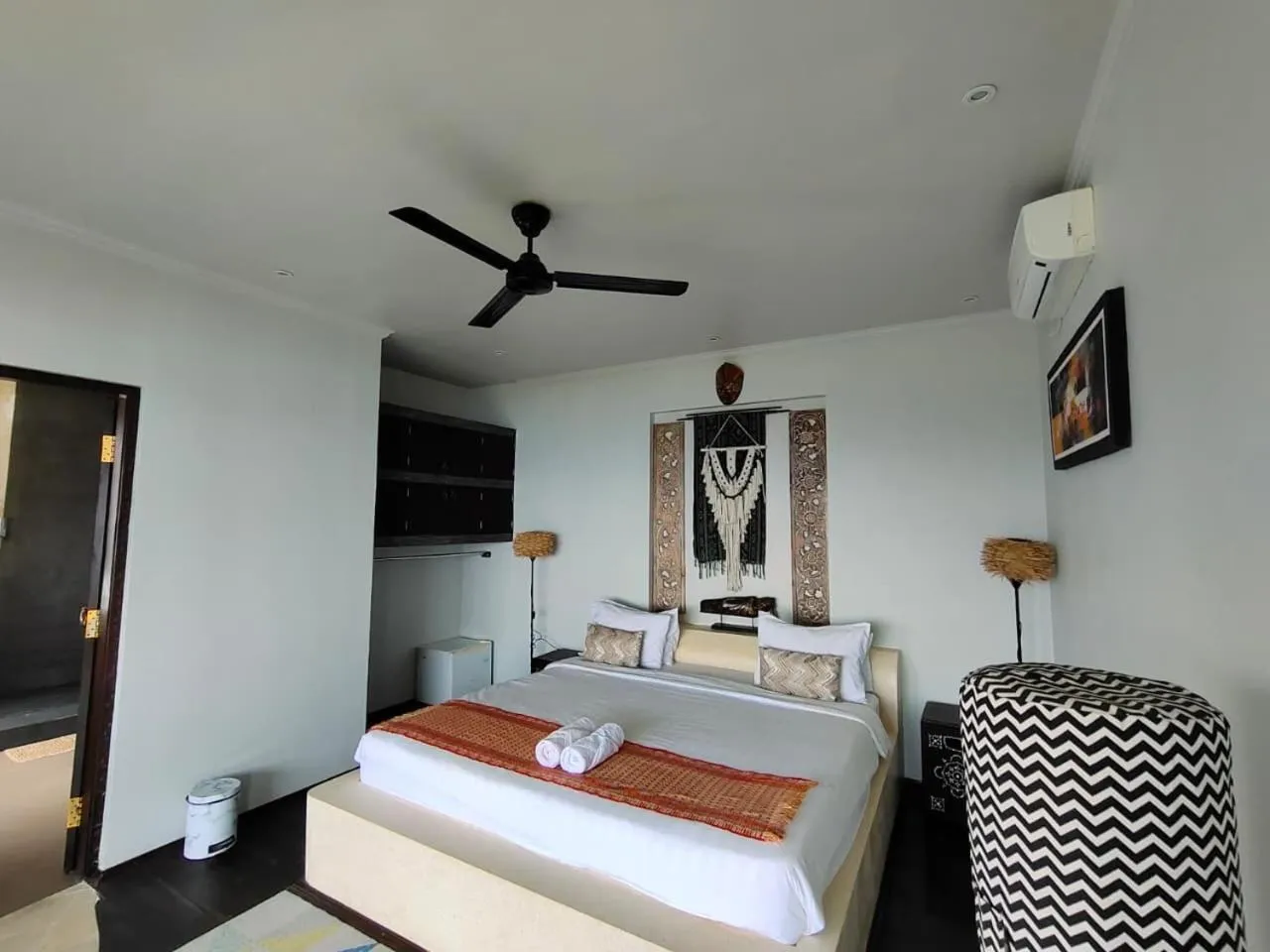 Bed in Villa Umbrella Lombok