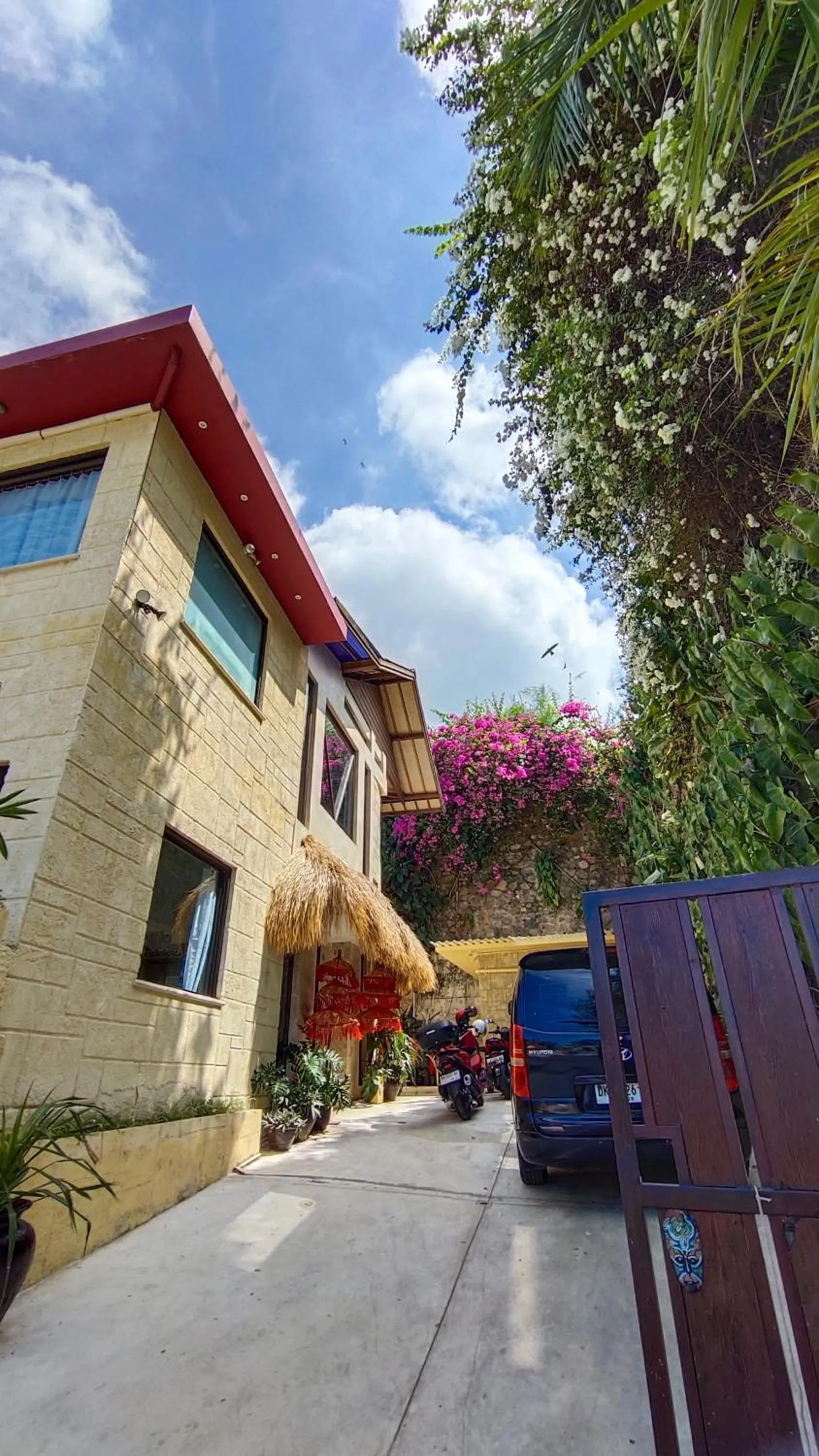 Facade/entrance in Villa Umbrella Lombok
