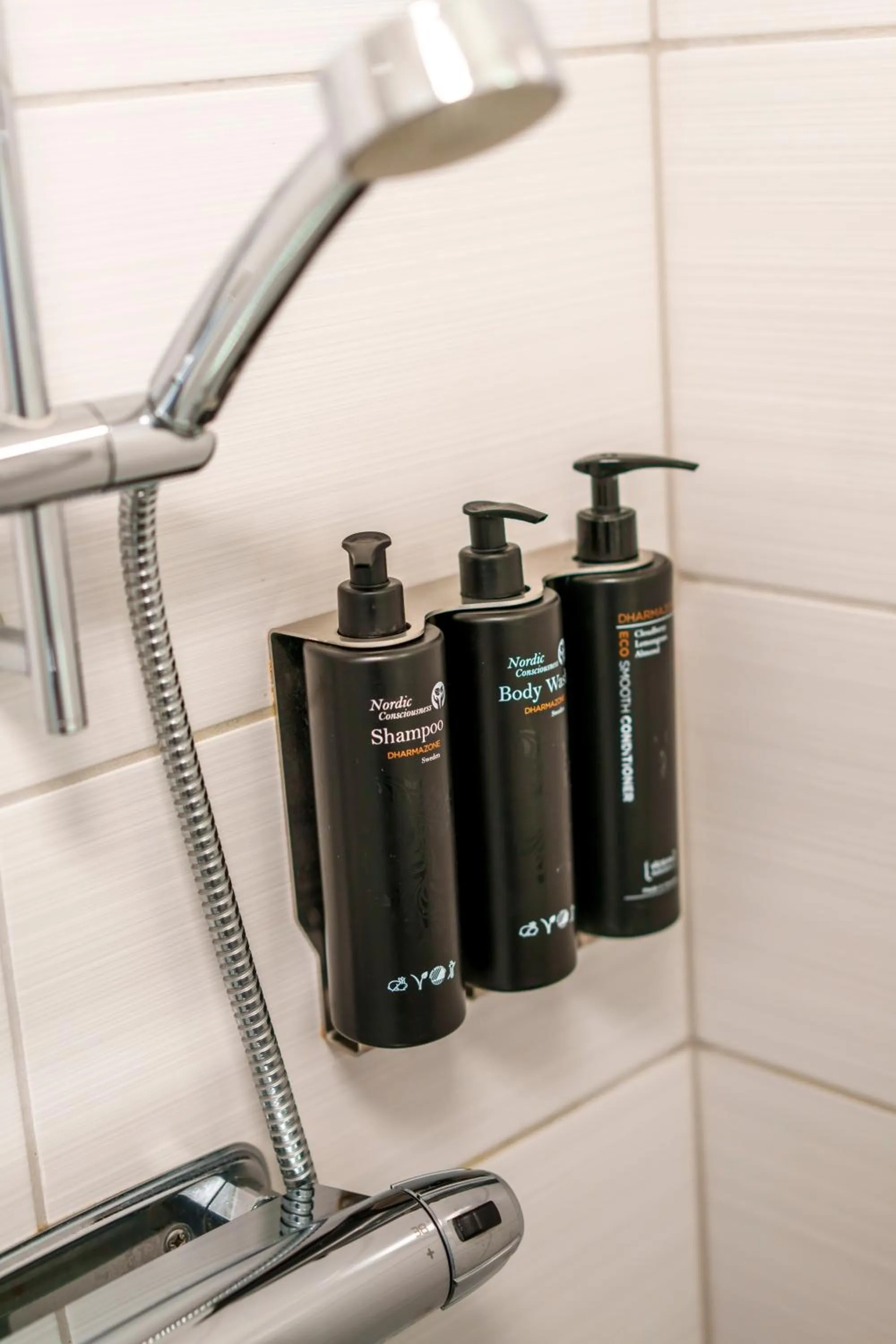 Shower in Best Western Hotel Botnia