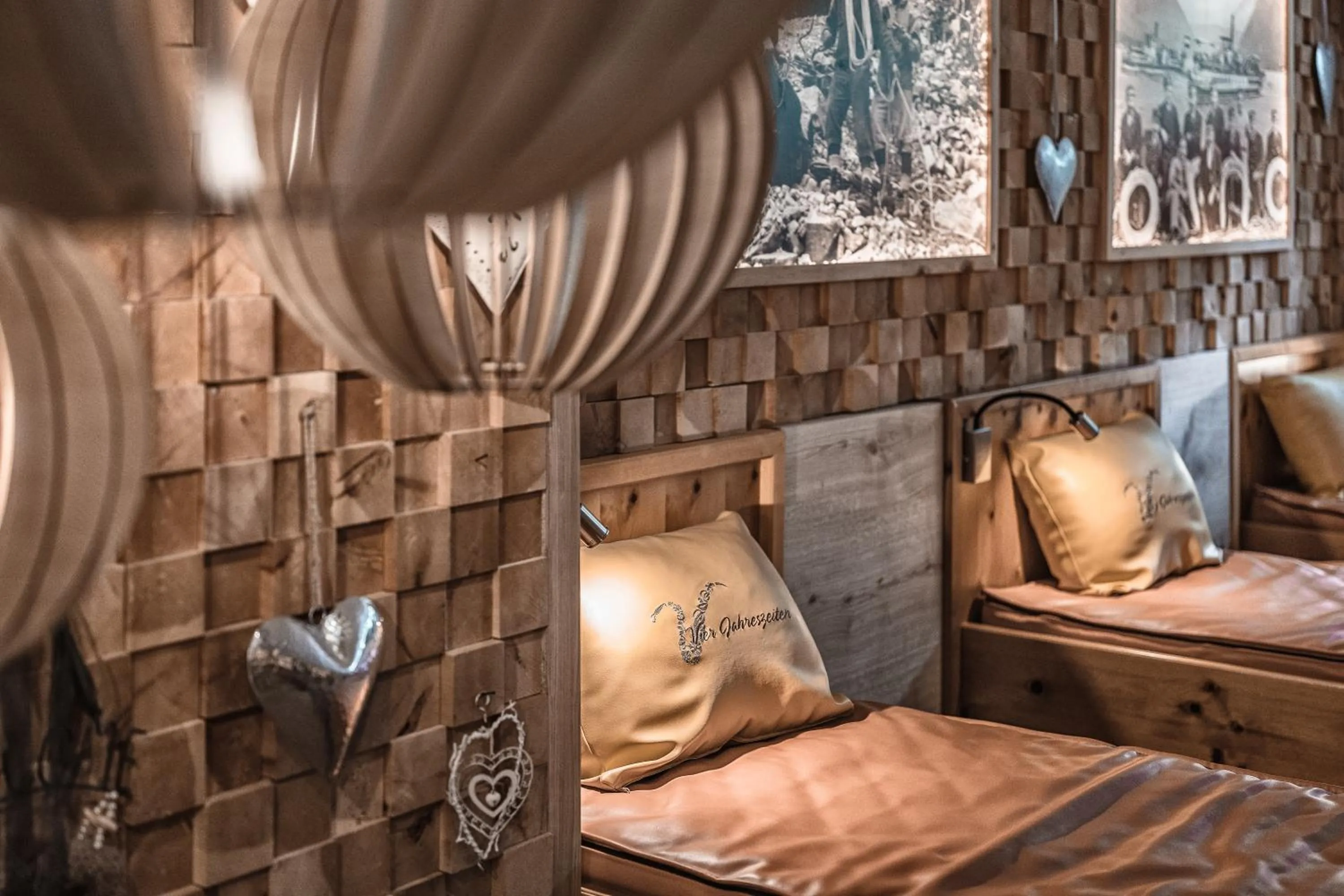 Area and facilities, Bed in Vier Jahreszeiten Wellnessresort Achensee