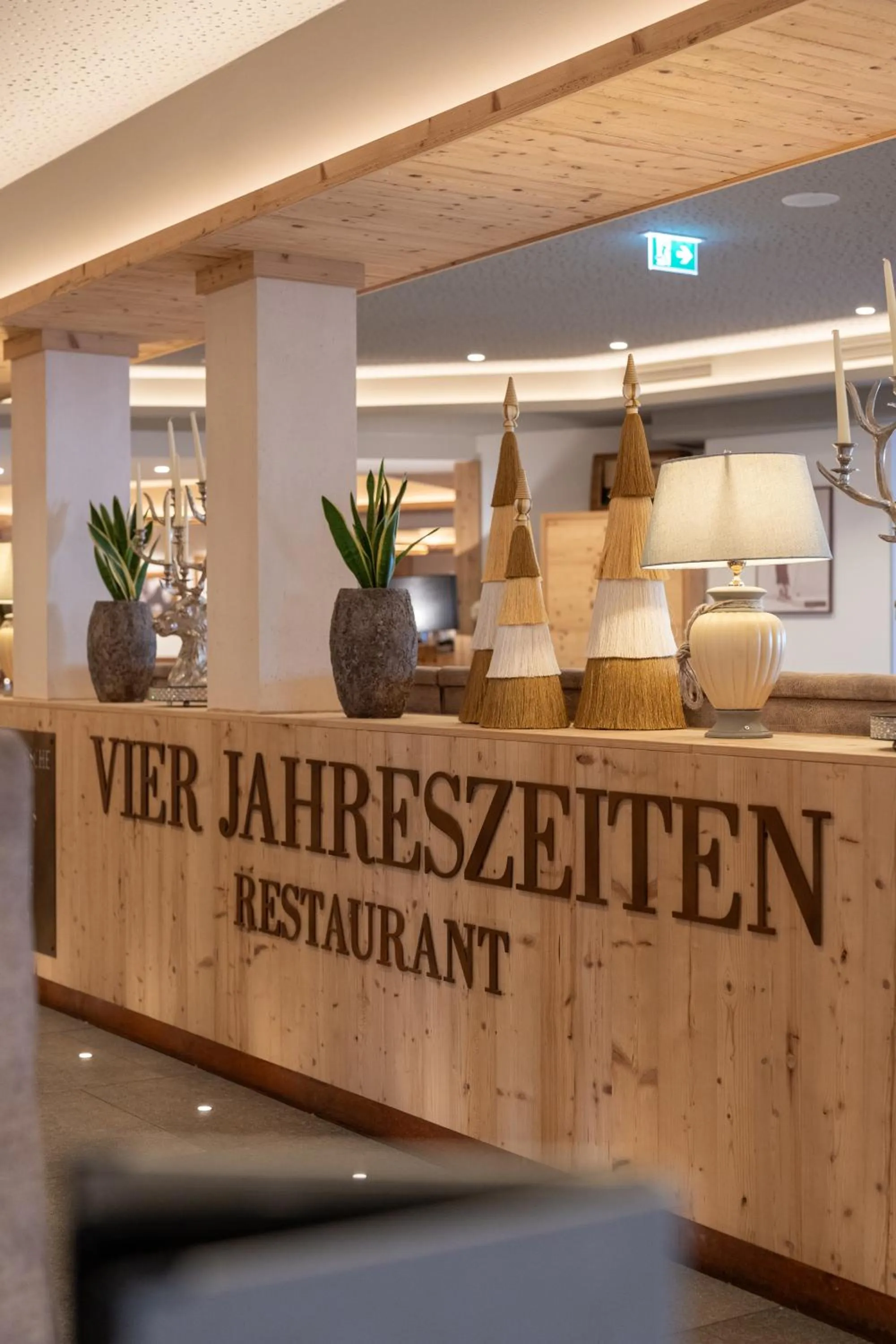 Restaurant/places to eat in Vier Jahreszeiten Wellnessresort Achensee