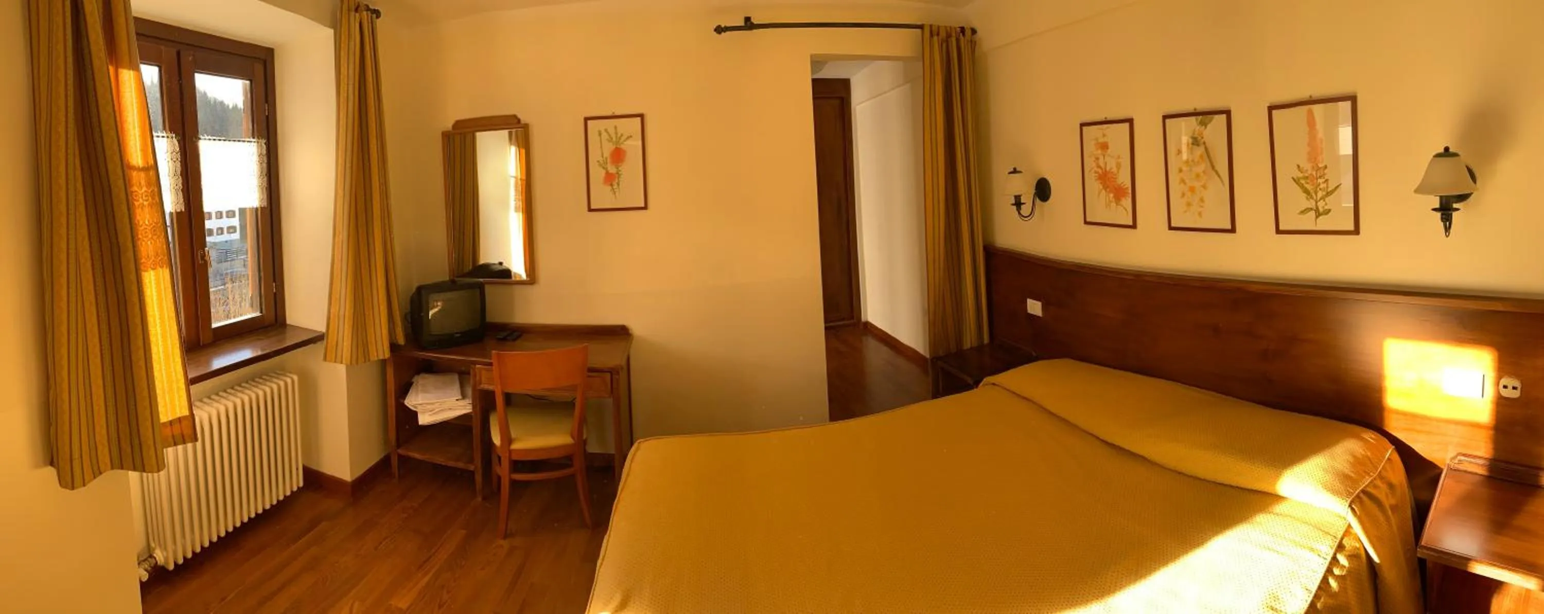 Bed in R.T.A. Hotel Monte Rosa