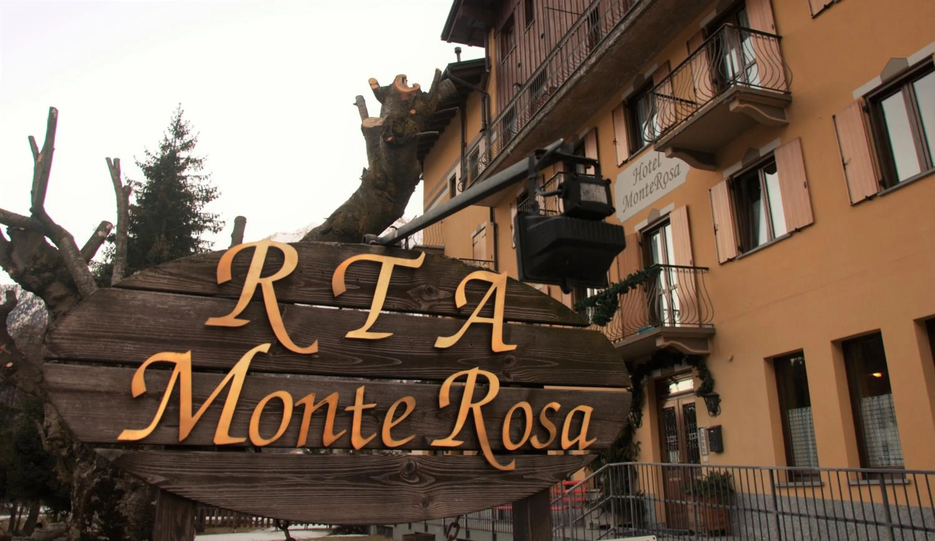 Property logo or sign in R.T.A. Hotel Monte Rosa