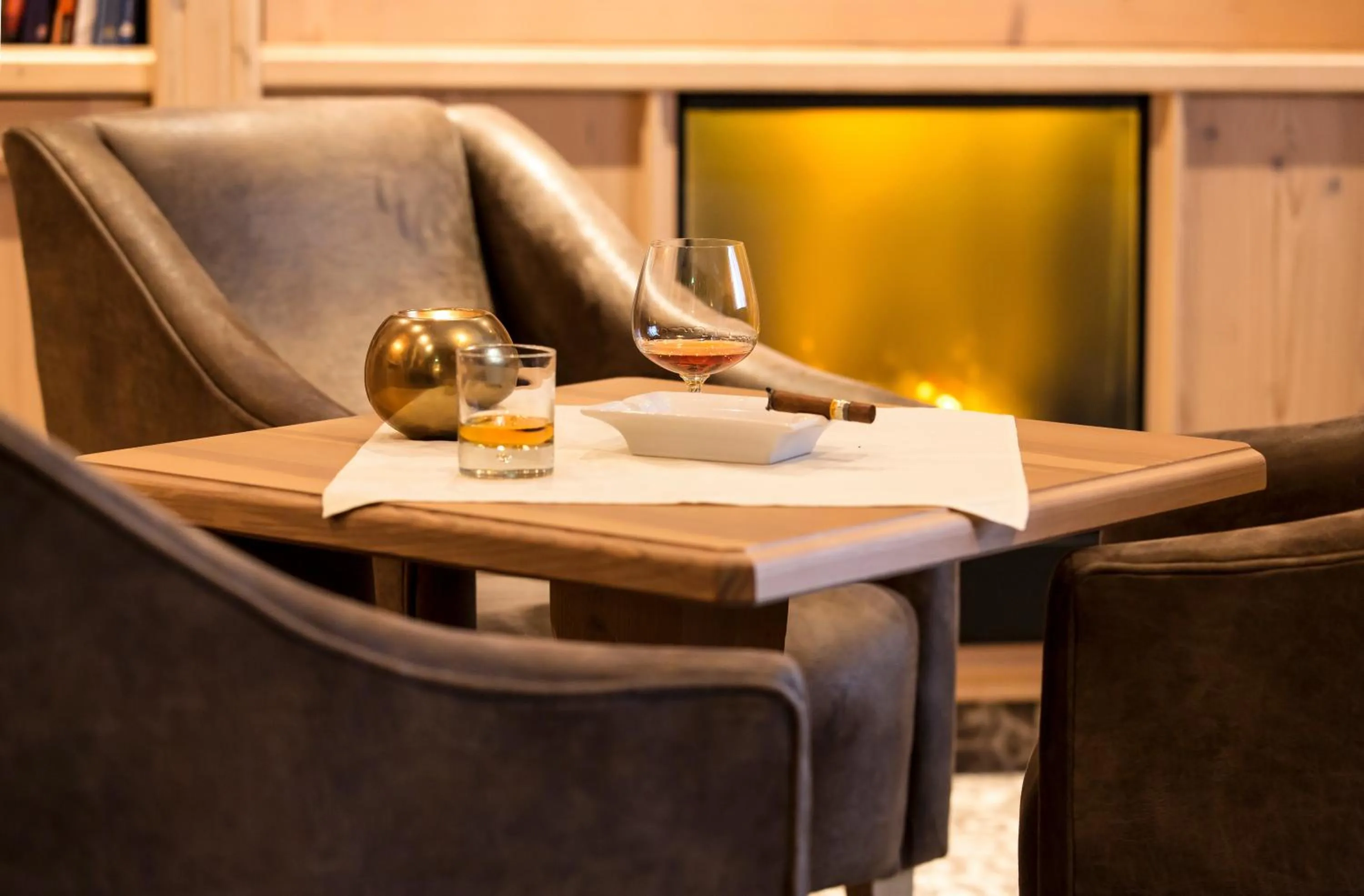 Lounge or bar in Hotel Edelweiss Hochsölden Superior