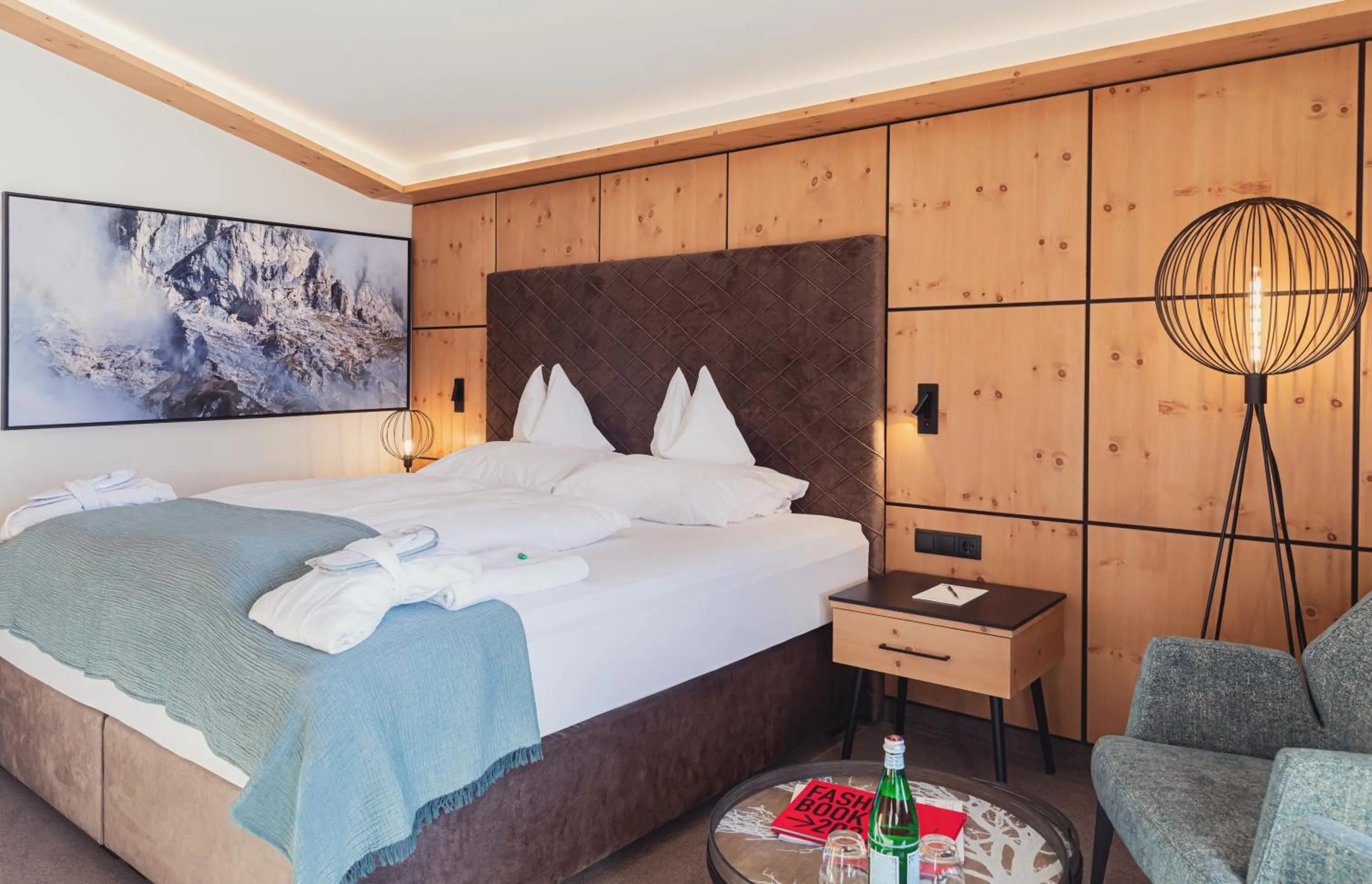 Photo of the whole room, Bed in Hotel Edelweiss Hochsölden Superior