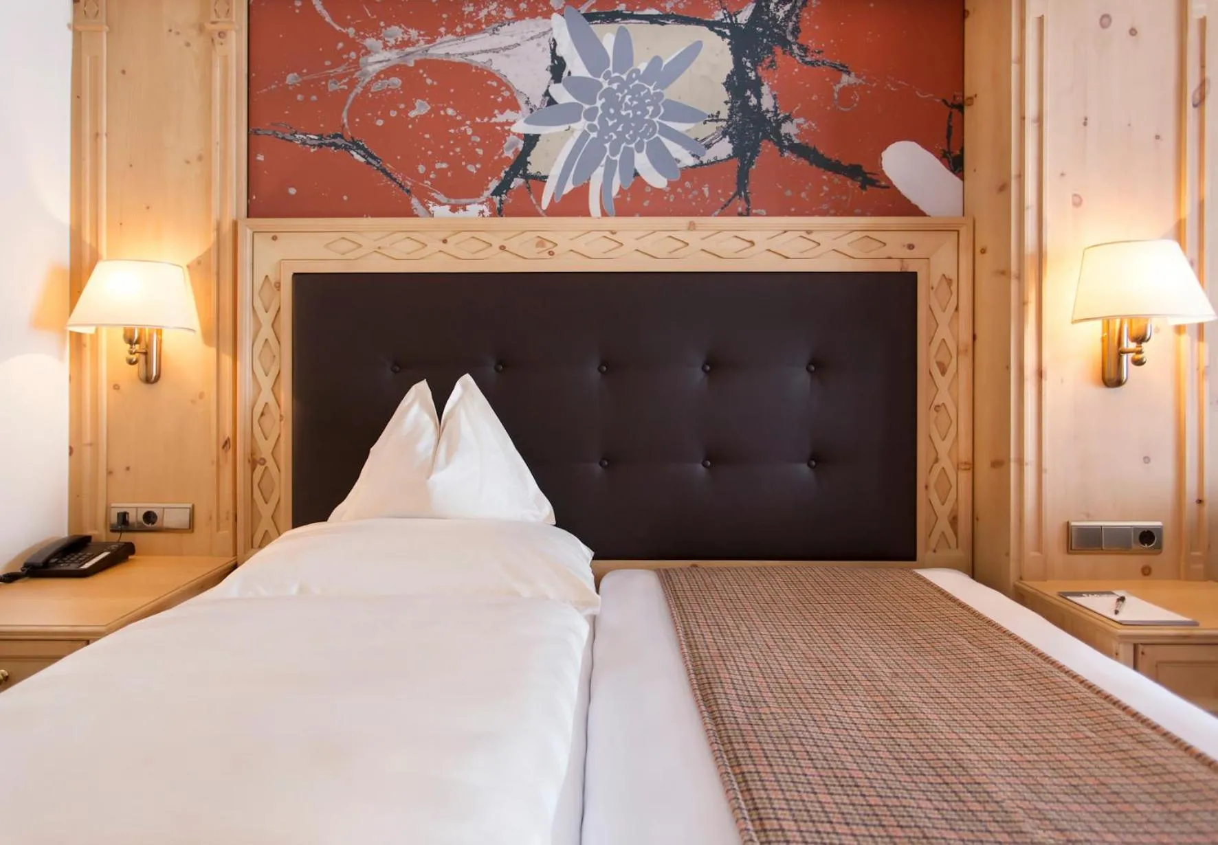 Photo of the whole room, Bed in Hotel Edelweiss Hochsölden Superior