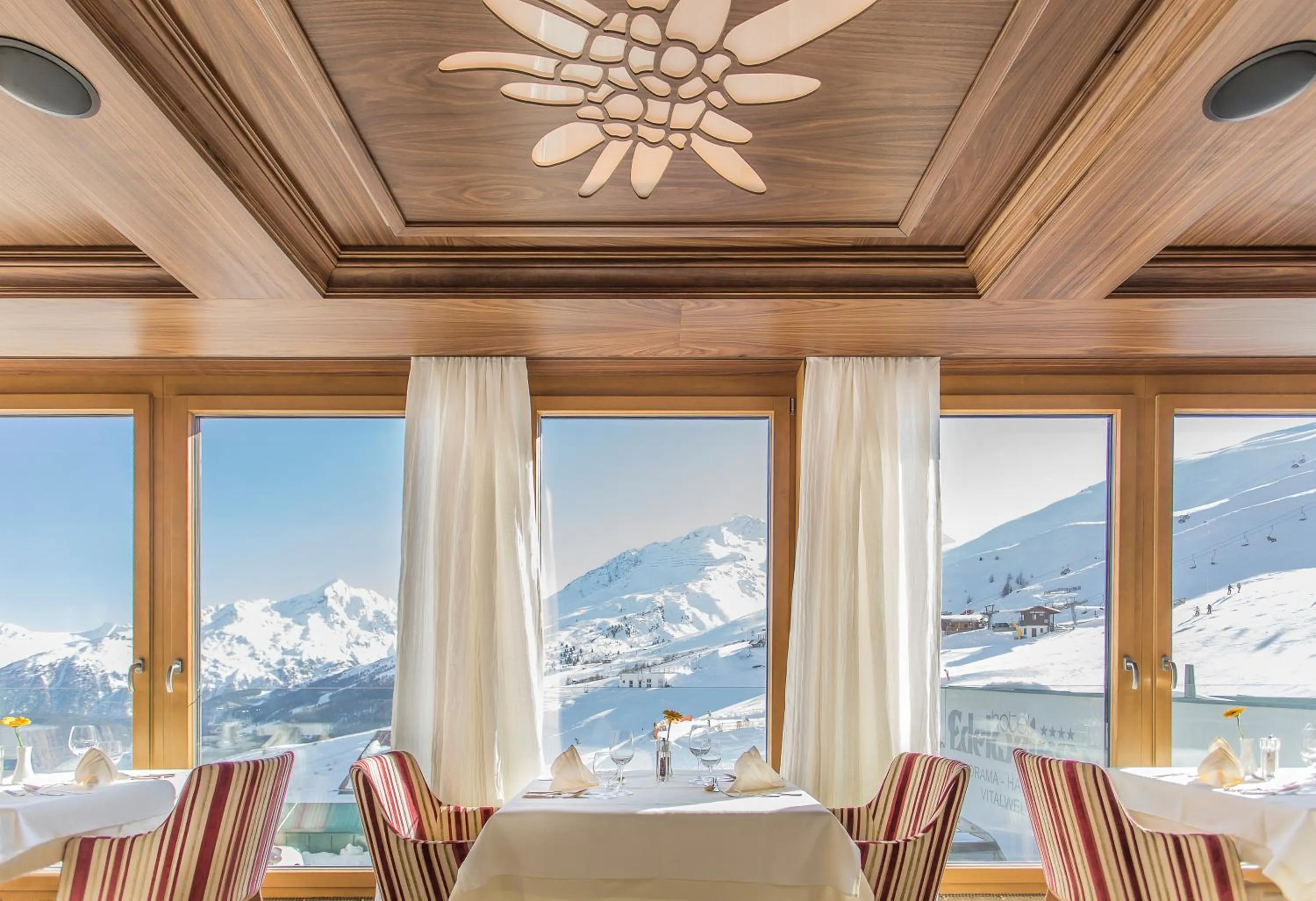 Restaurant/places to eat in Hotel Edelweiss Hochsölden Superior