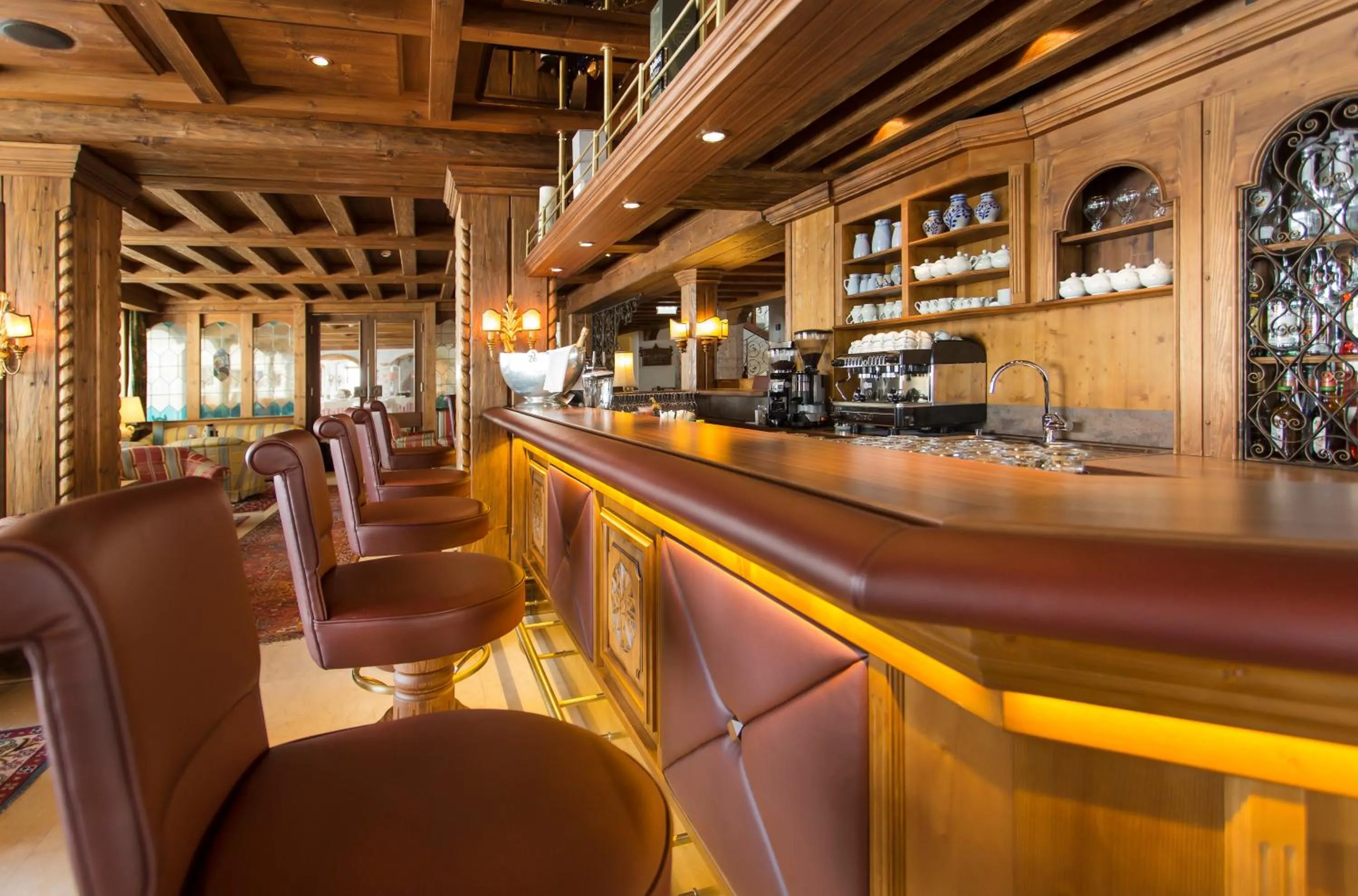 Lounge or bar in Hotel Edelweiss Hochsölden Superior