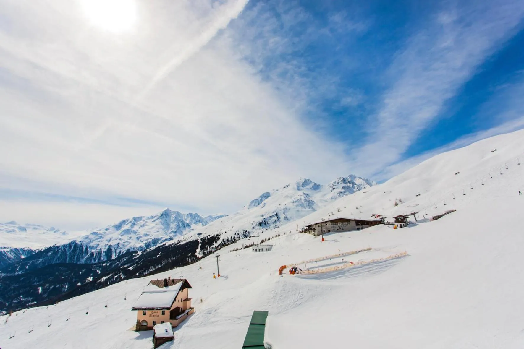 Skiing in Hotel Edelweiss Hochsölden Superior
