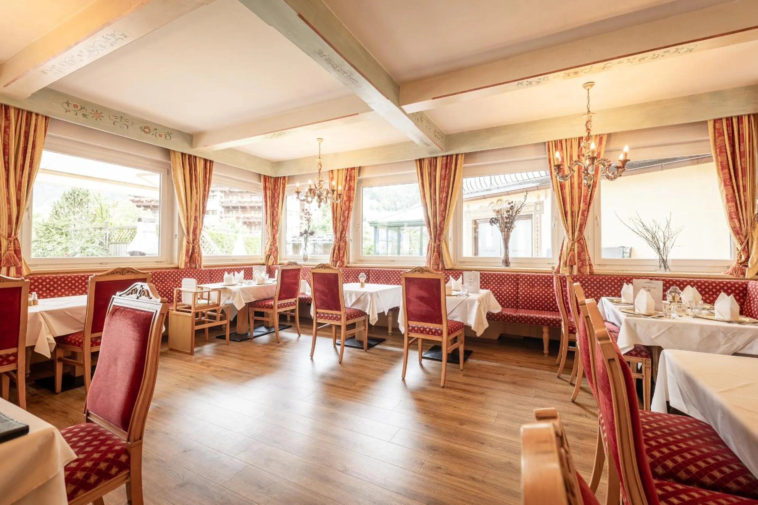 Restaurant/places to eat in Hotel Berghof