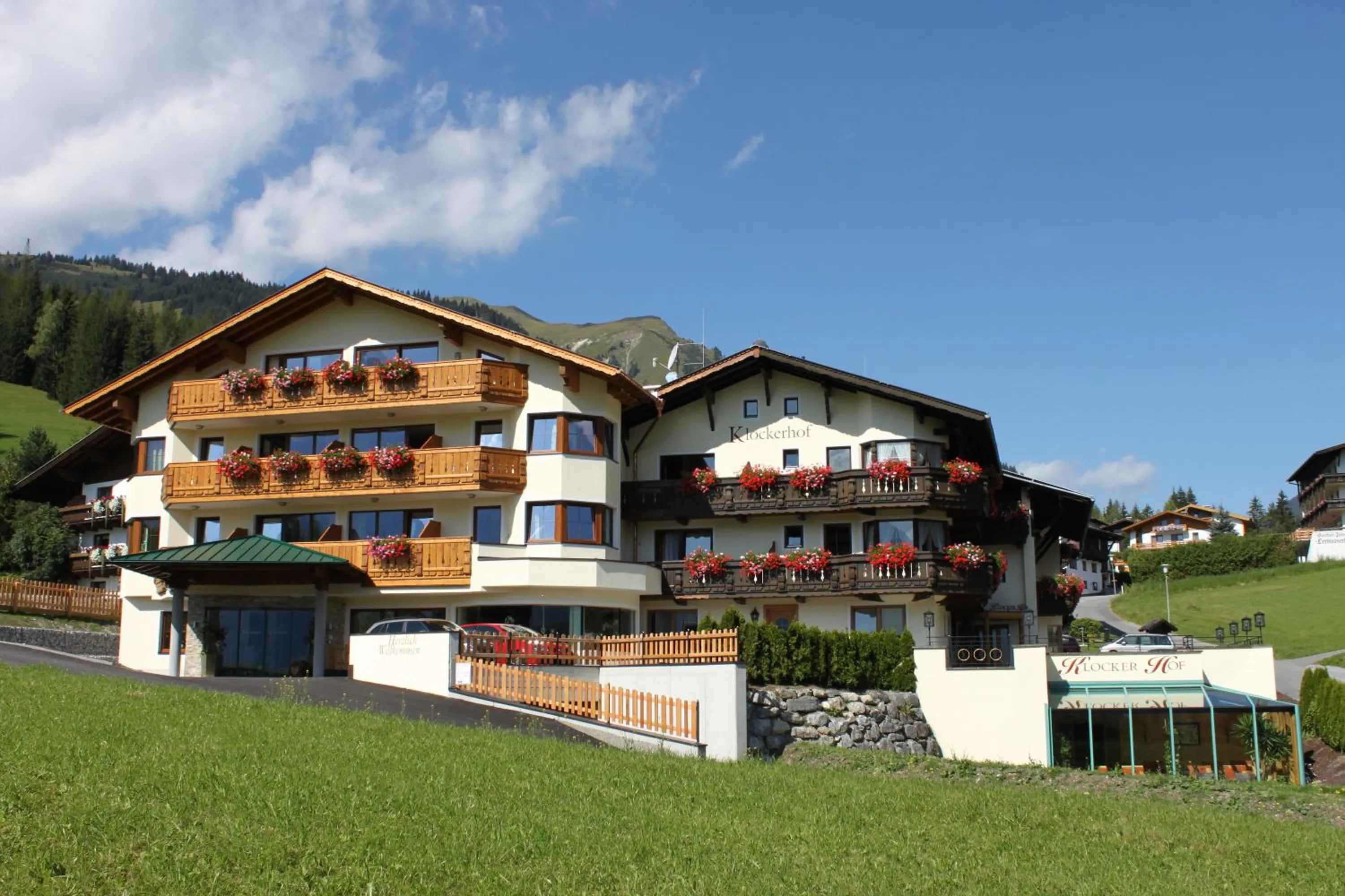 Facade/entrance in Hotel Klockerhof