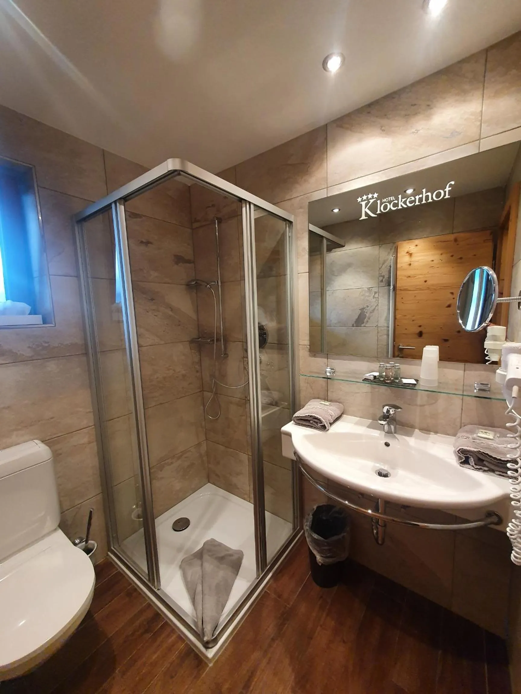 Bathroom in Hotel Klockerhof