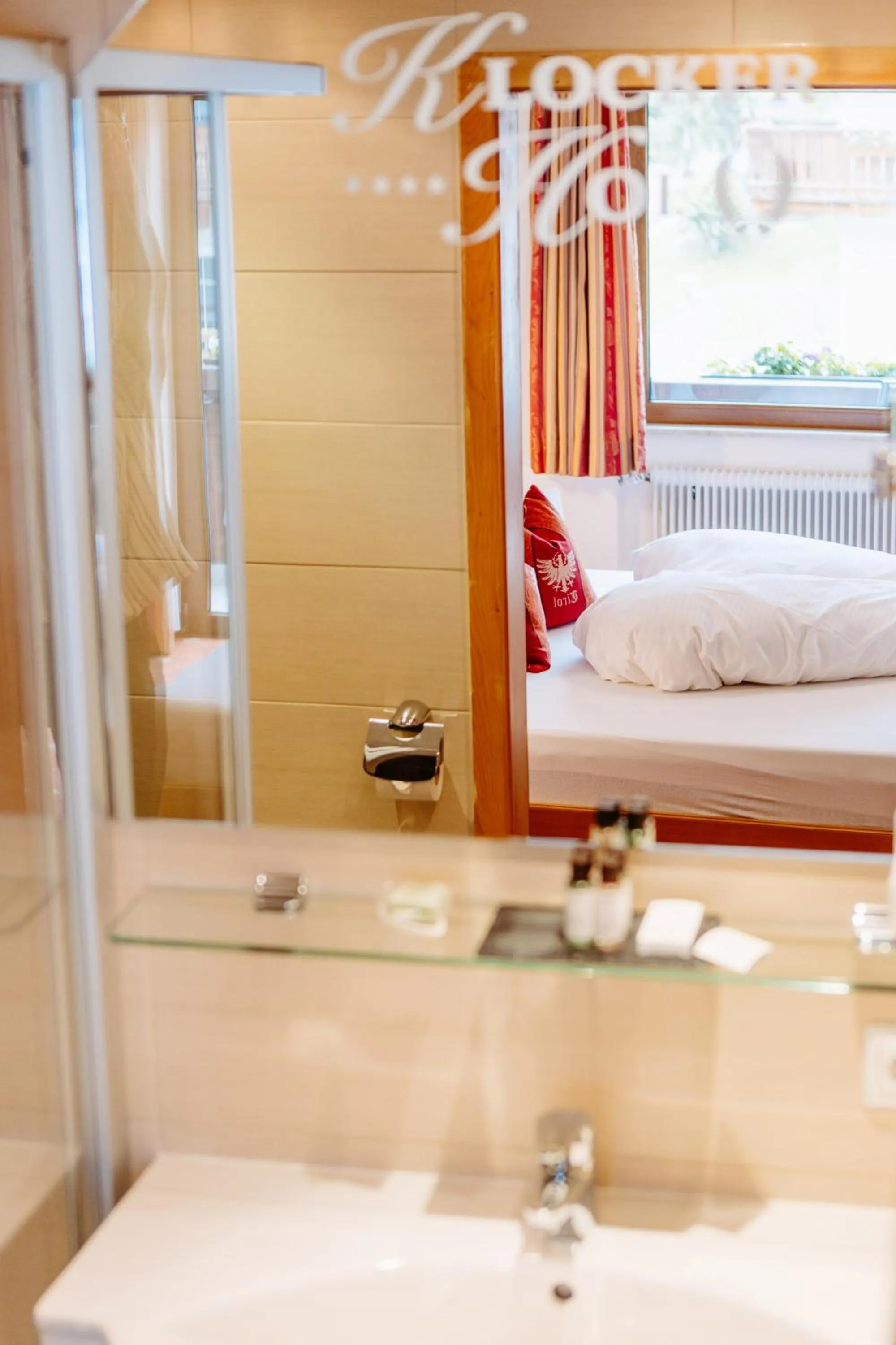 Bed in Hotel Klockerhof