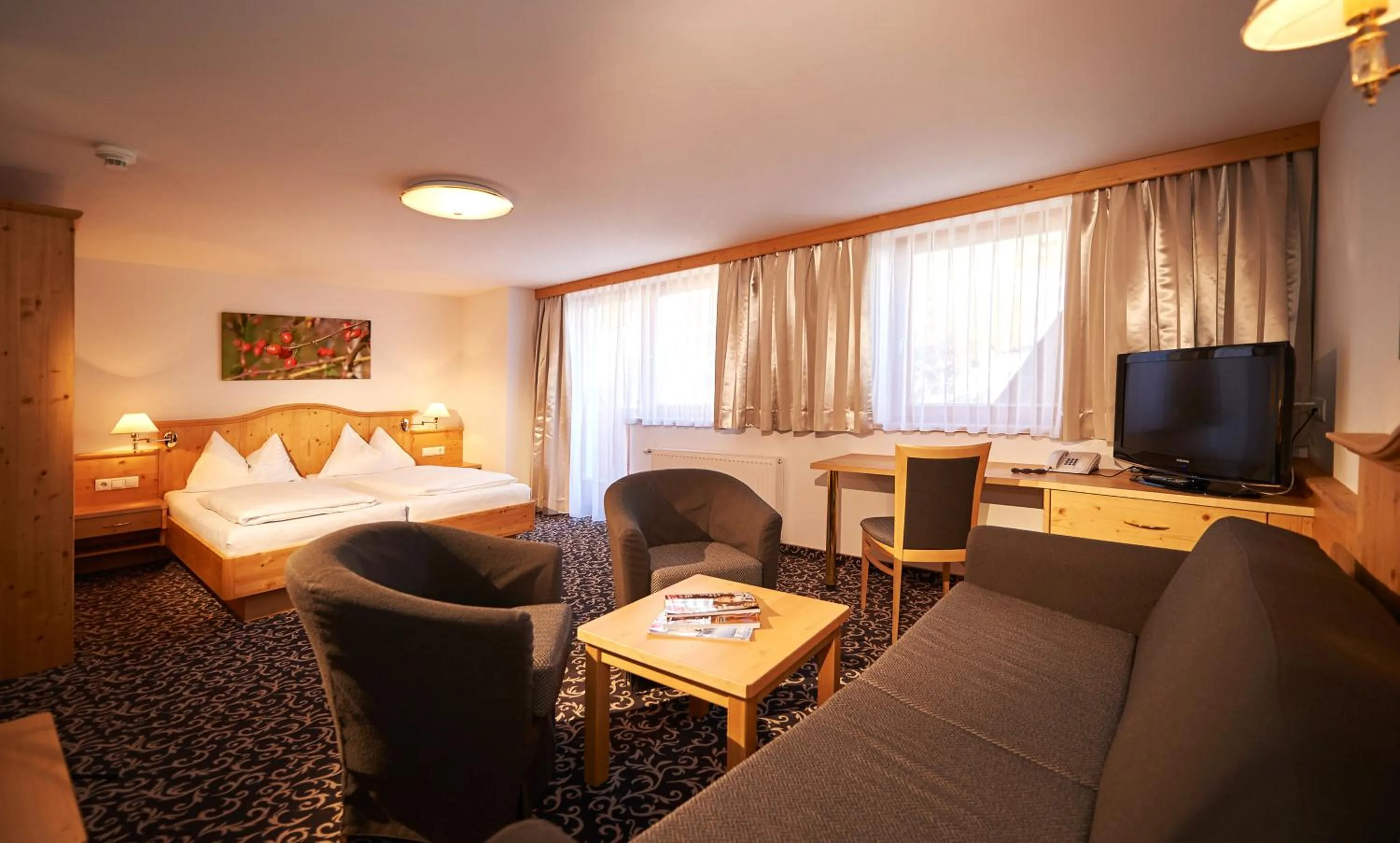 Bedroom, Bed in Hotel Wagrainerhof