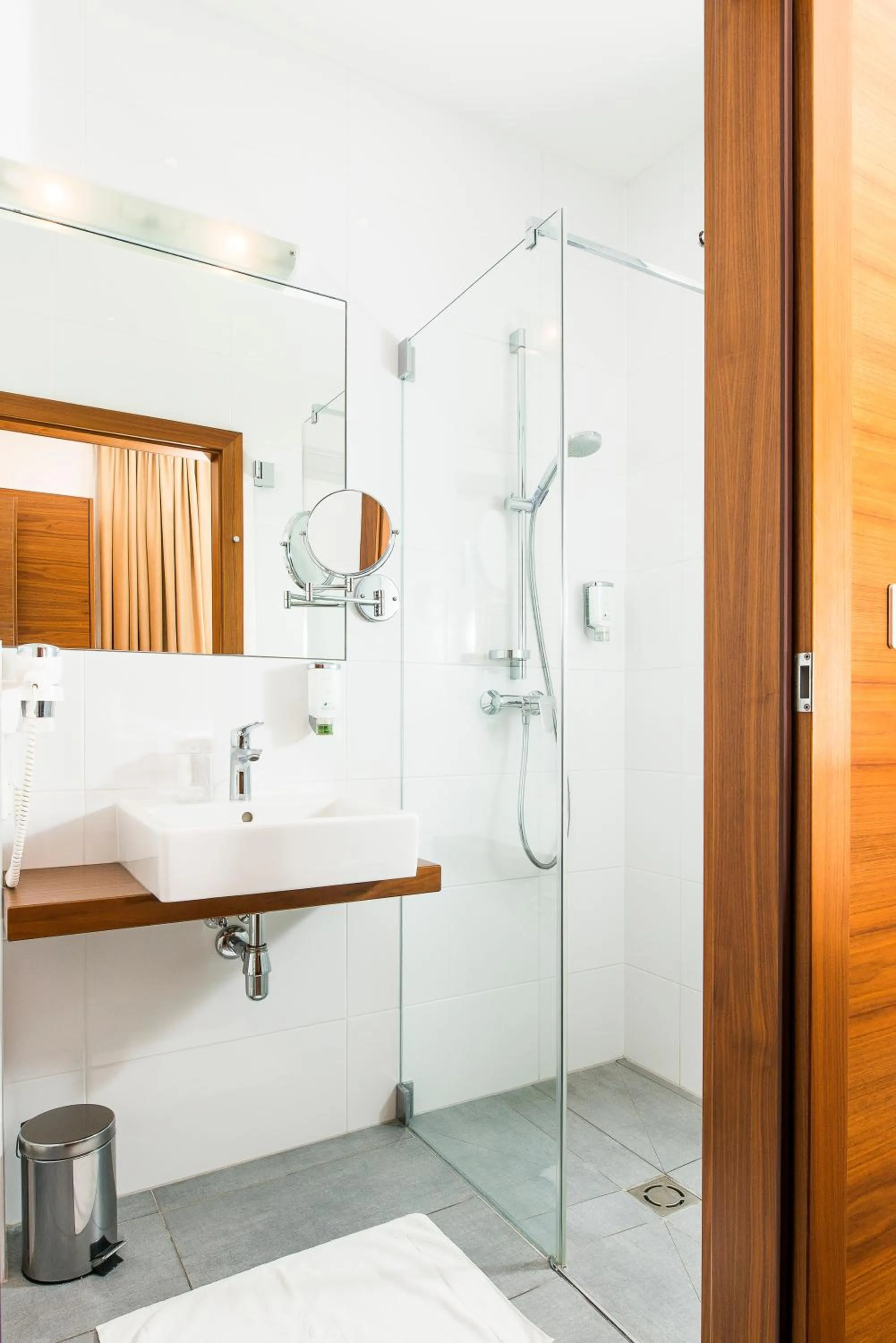 Shower in Hotel Römerstube