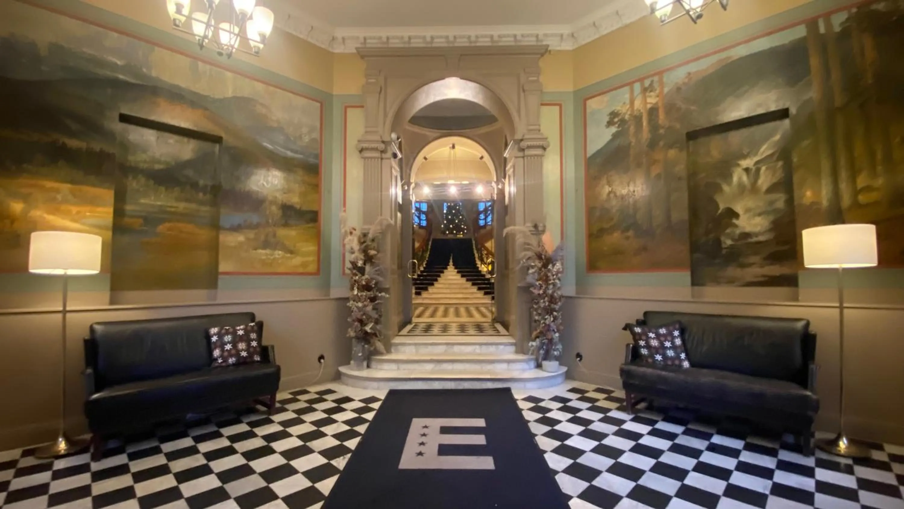 Facade/entrance in Elite Hotel Knaust