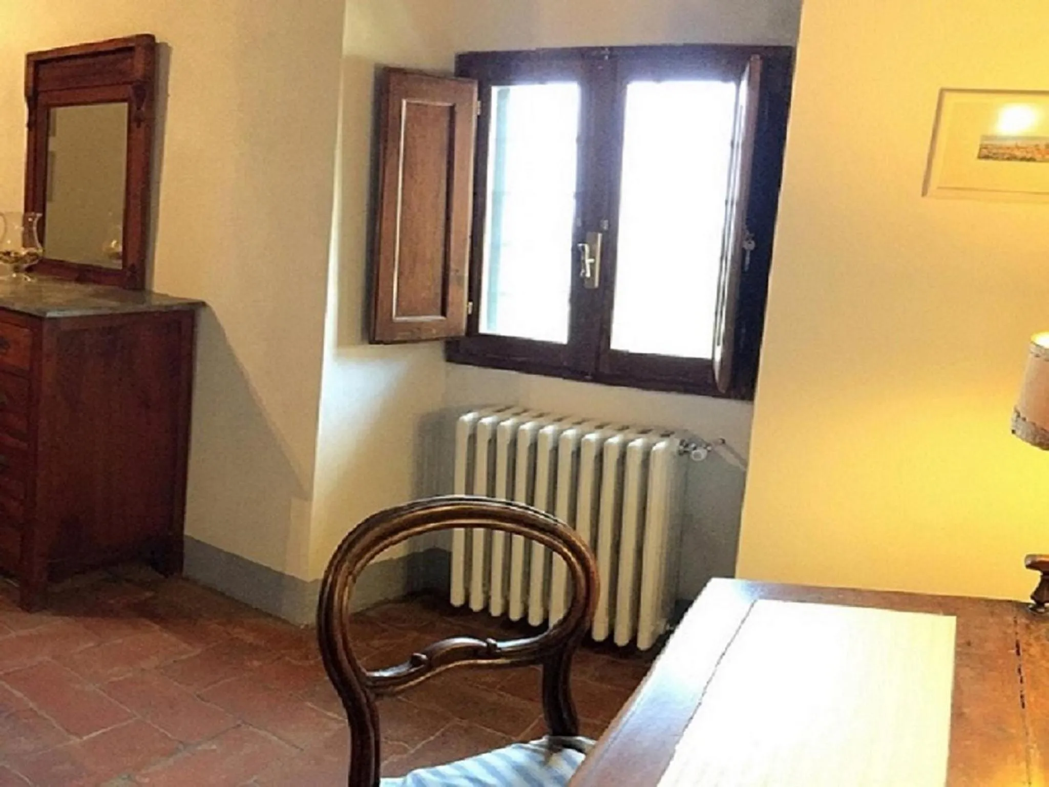 Decorative detail in Agriturismo Villa Dauphiné