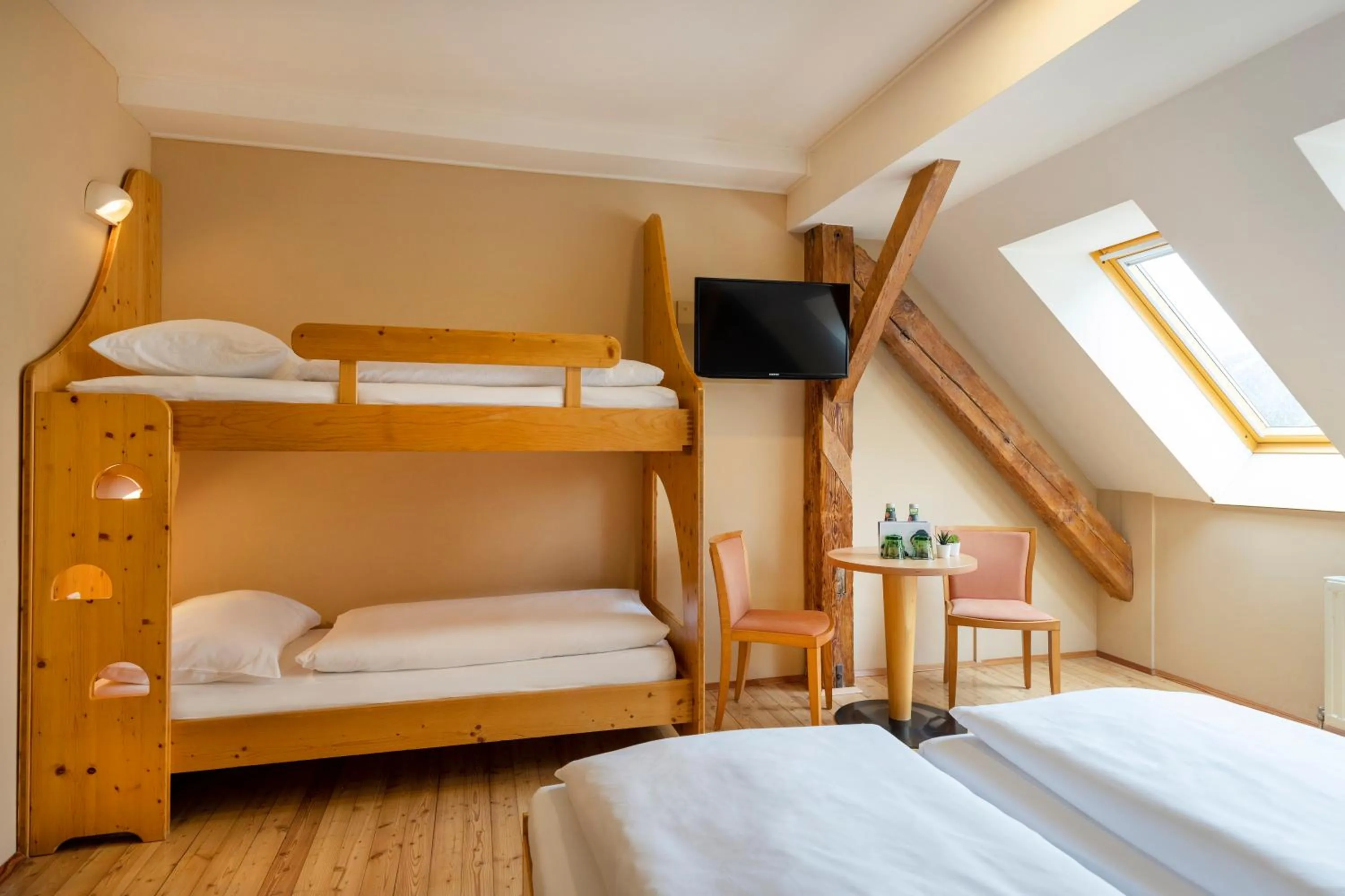 bunk bed, Bed in JUFA Hotel Judenburg - Self Check-In