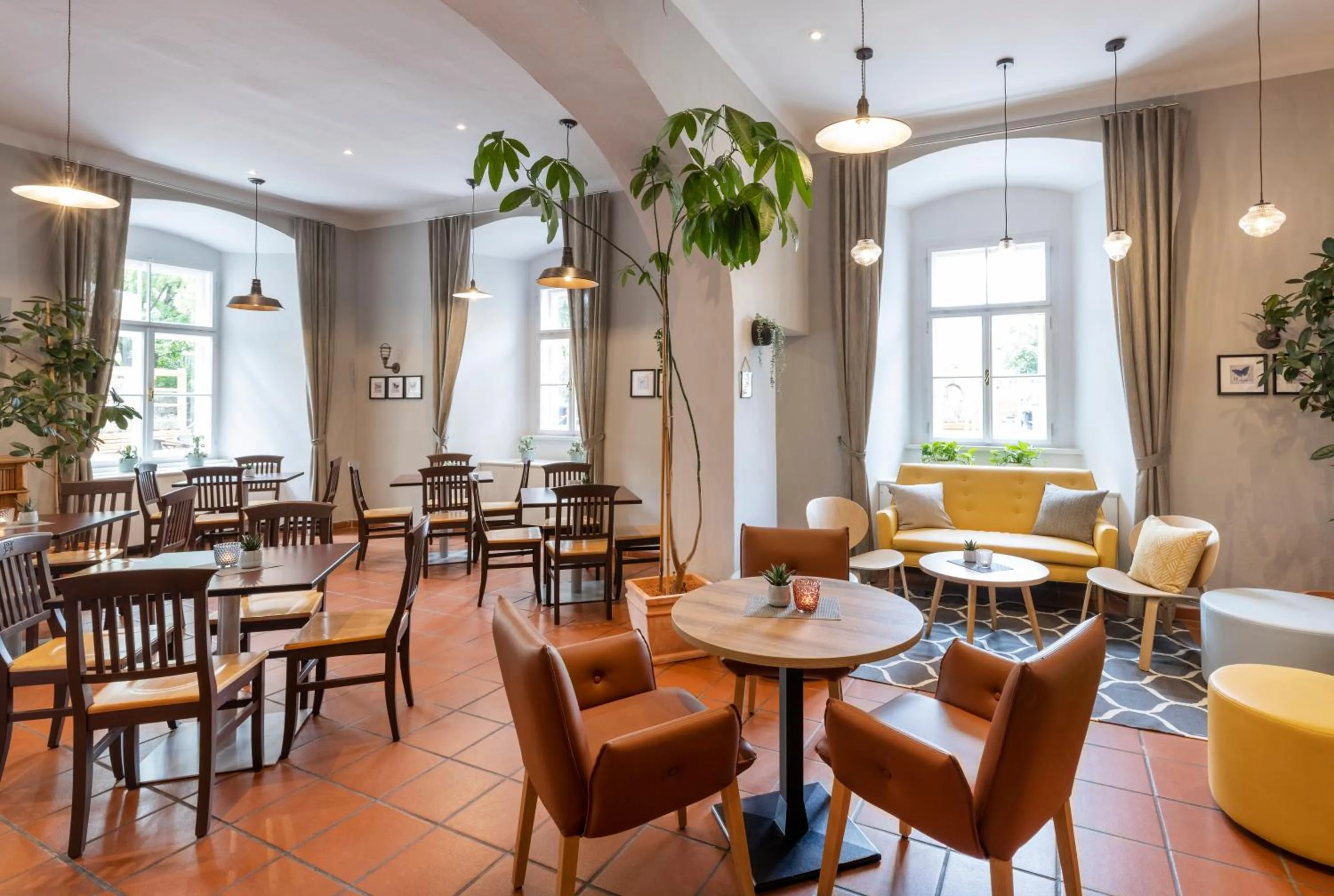 Restaurant/places to eat in JUFA Hotel Judenburg - Self Check-In