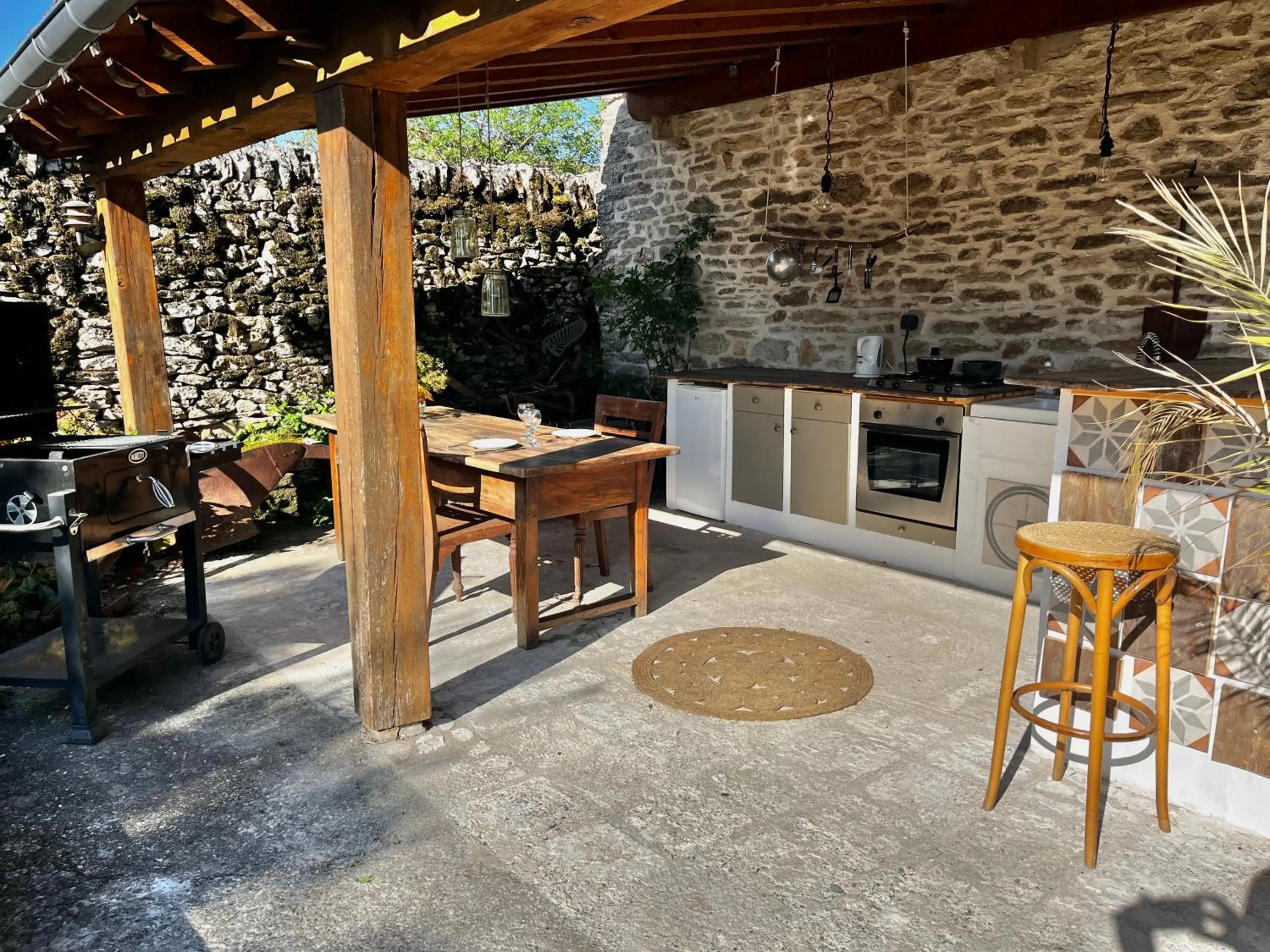 Communal kitchen in Chambres d'hôtes Pech Blanc