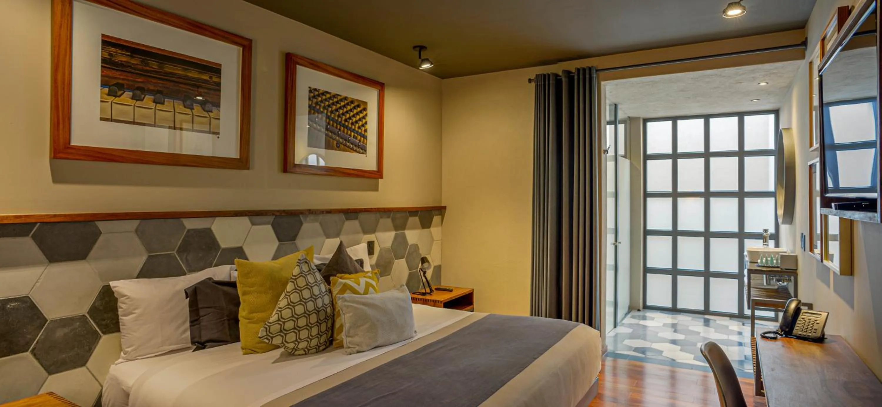 Bedroom, Bed in Hotel Criol