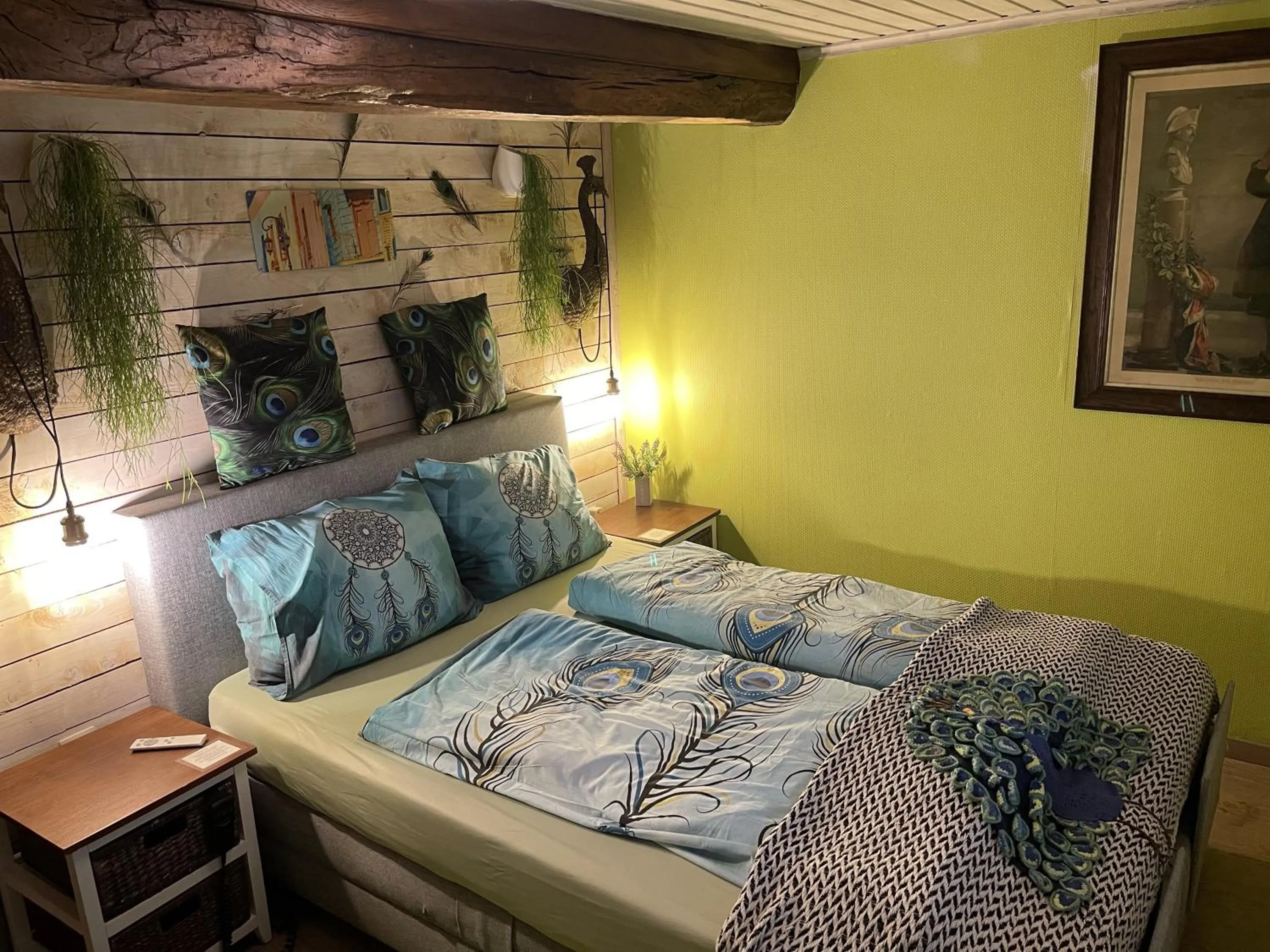 Bedroom, Bed in B&B De Eifelhoeve